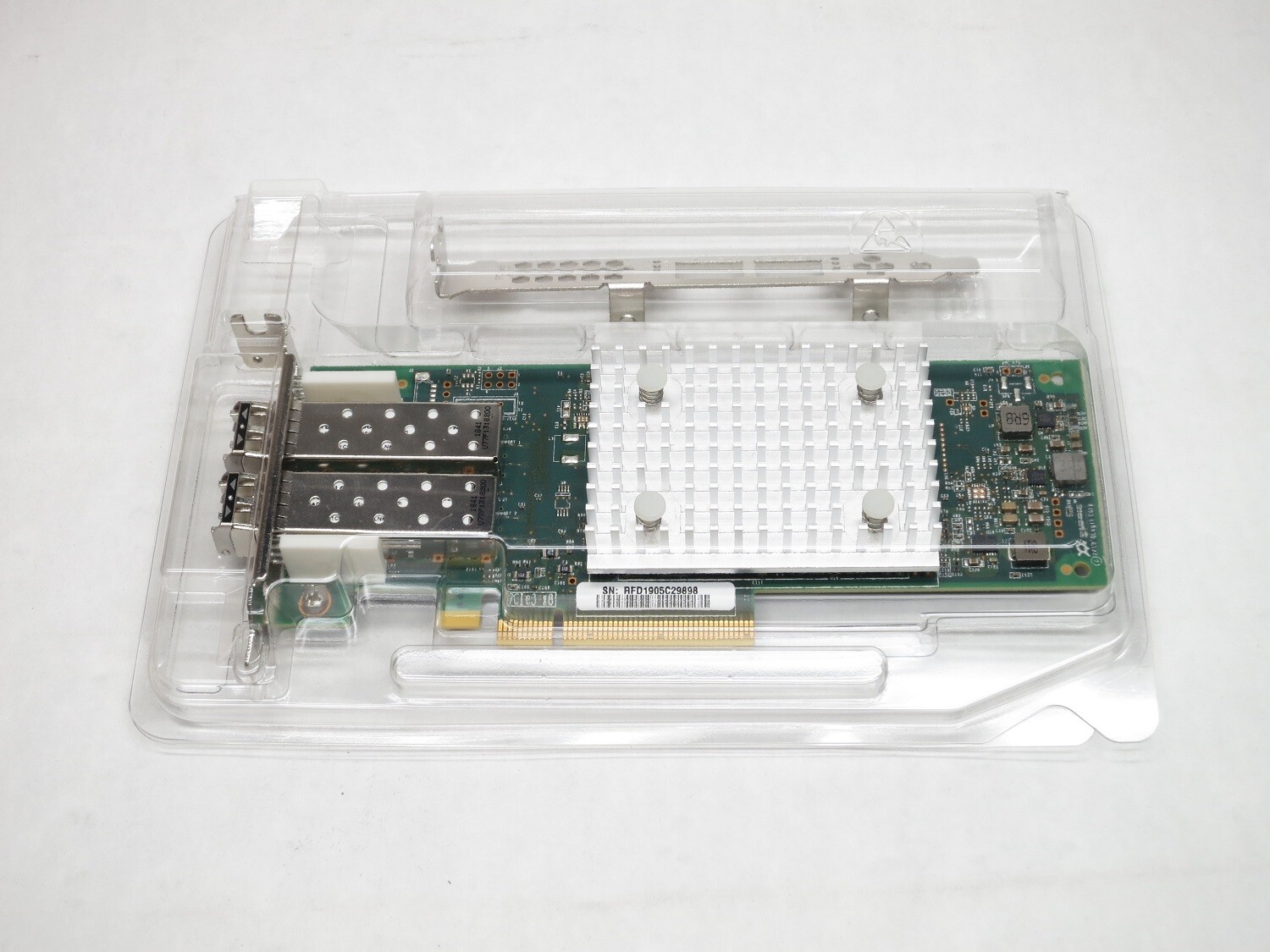 403-BBMQ DELL QLOGIC QLE2692 DP 16GB SFP+ NIC High Profile w/ 2x 16GB SFPs