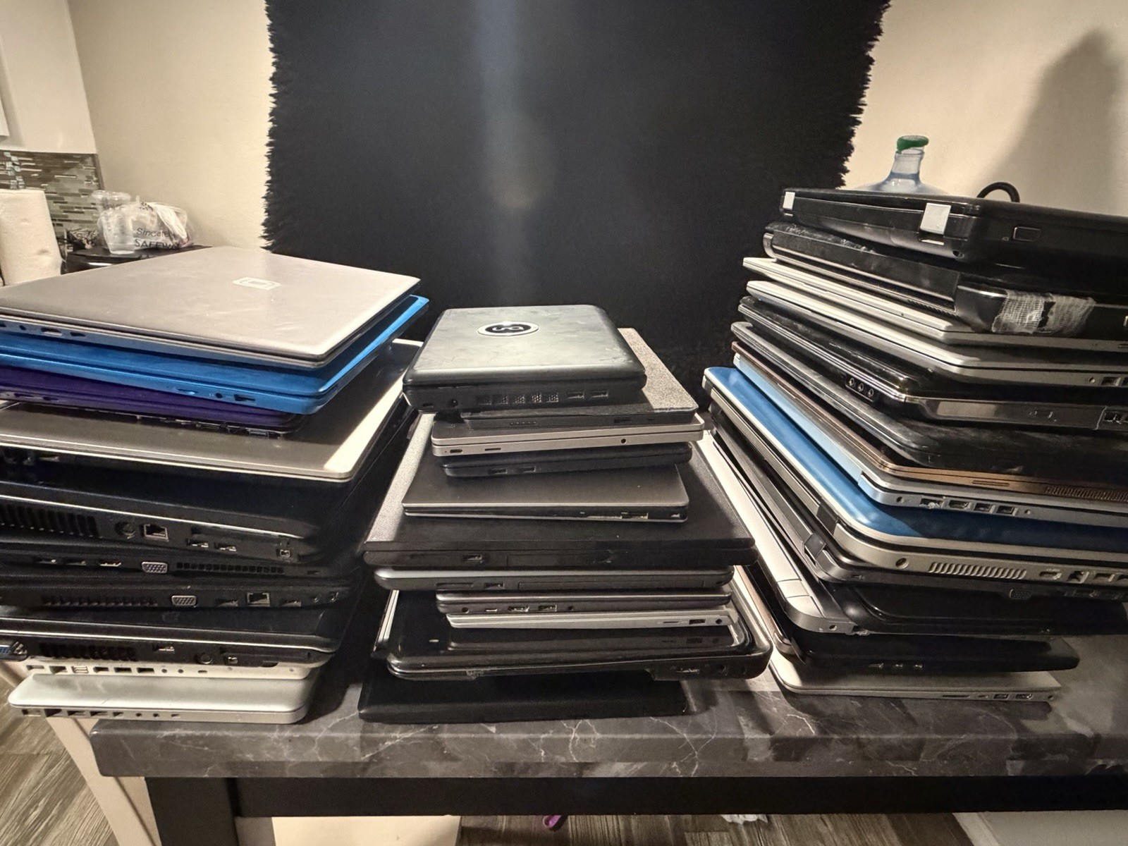 Lot Of  43 Laptops For Parts