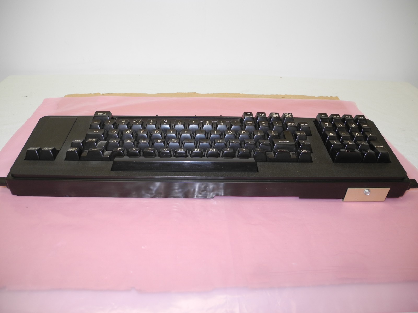 VINTAGE DEC LA34/ LA100 SERIES KEYBOARD W/NUMERIC PAD 70-17864-01C