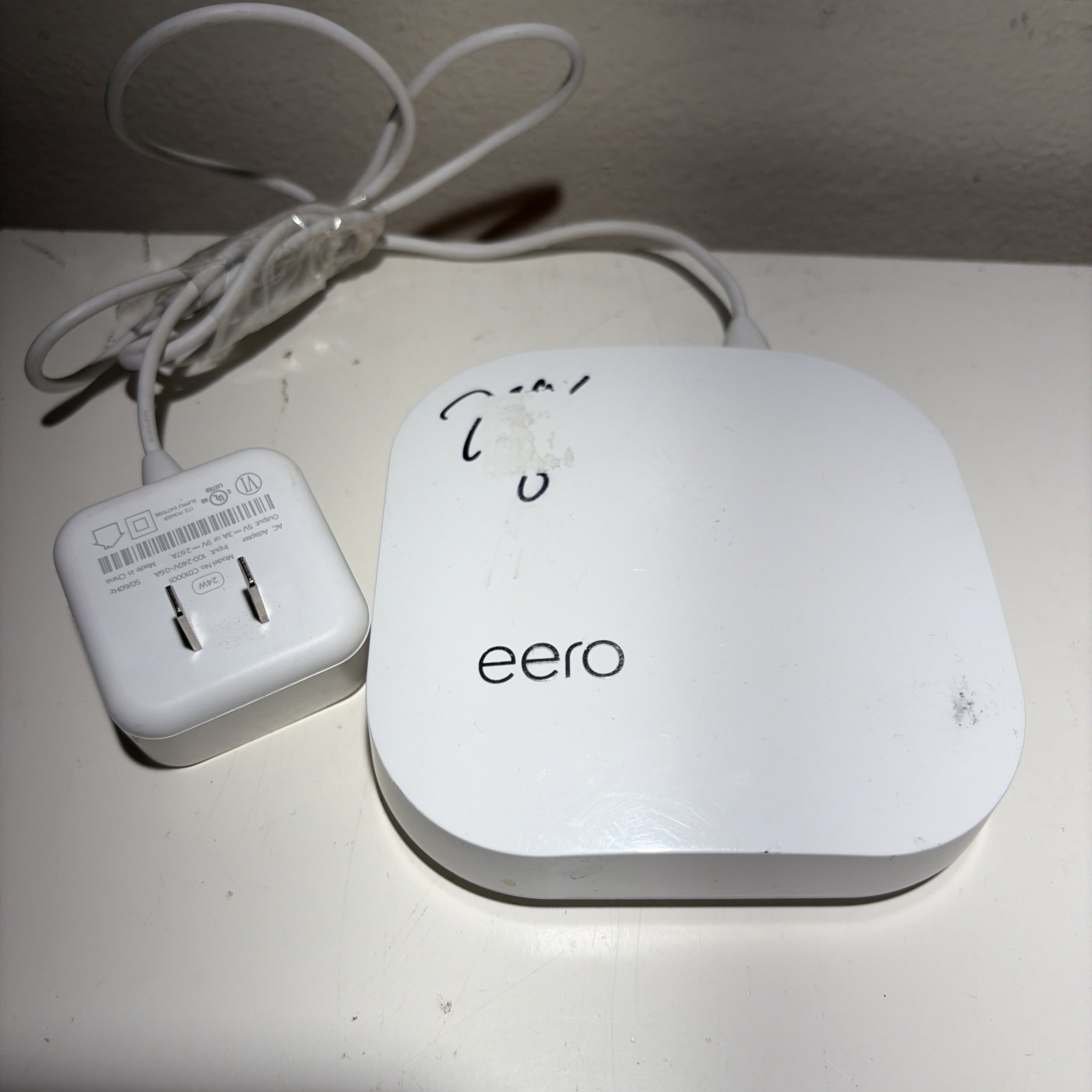 Eero Pro Mesh WiFi 5 Router Model No: B010001 Works Ships Fast