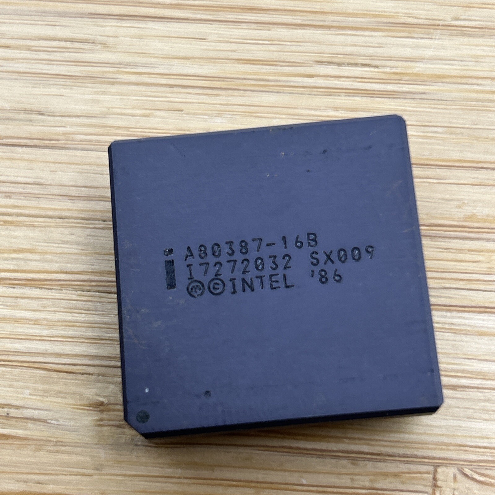 Intel A80387DX-16 FPU Math Co 16B processor 16MHz 387DX Processor i387 SX009