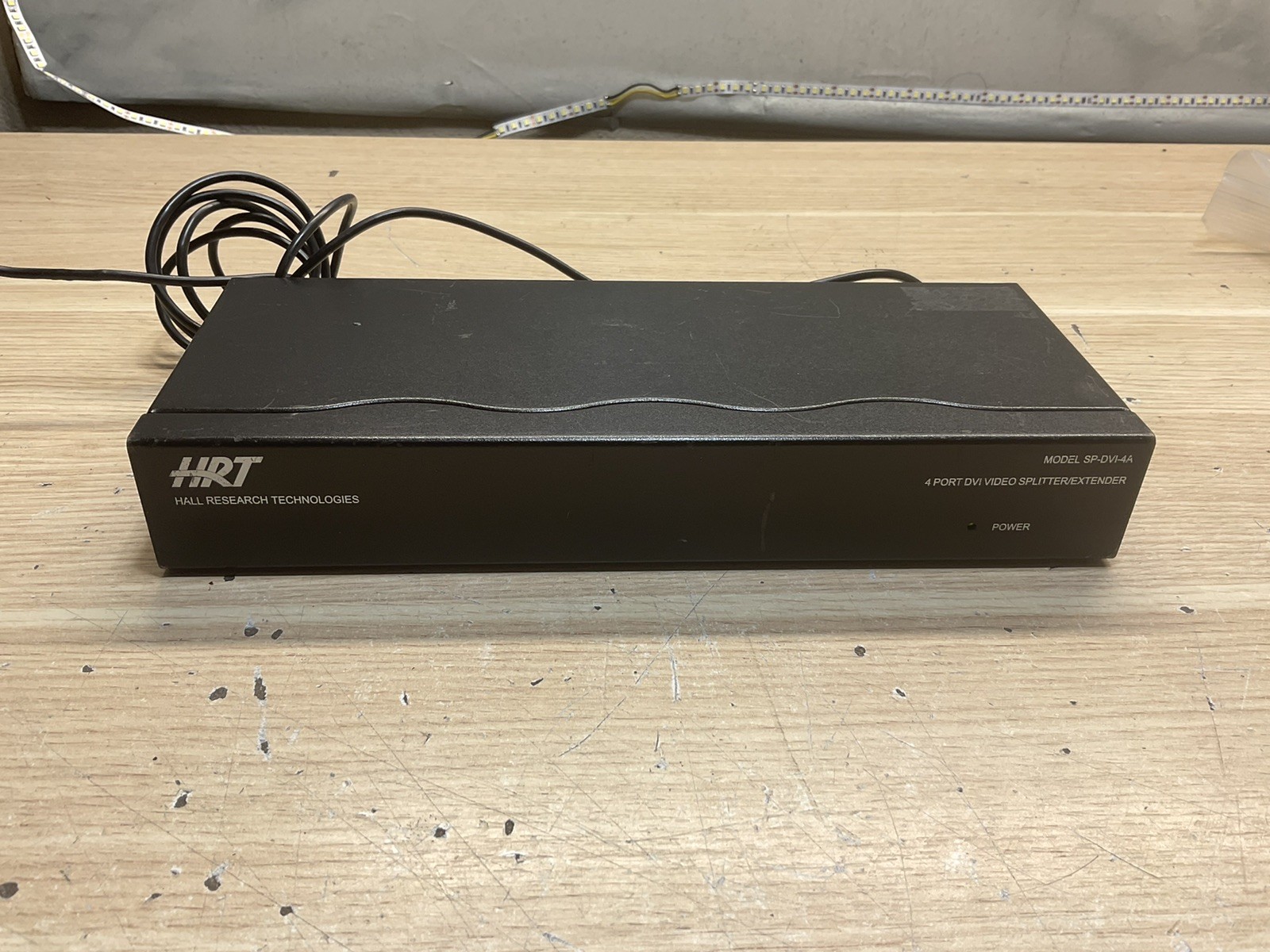 Hall Research SP-DVI-4A 4 Port DVI Splitter-Extender/PREOWNED/JUA2417