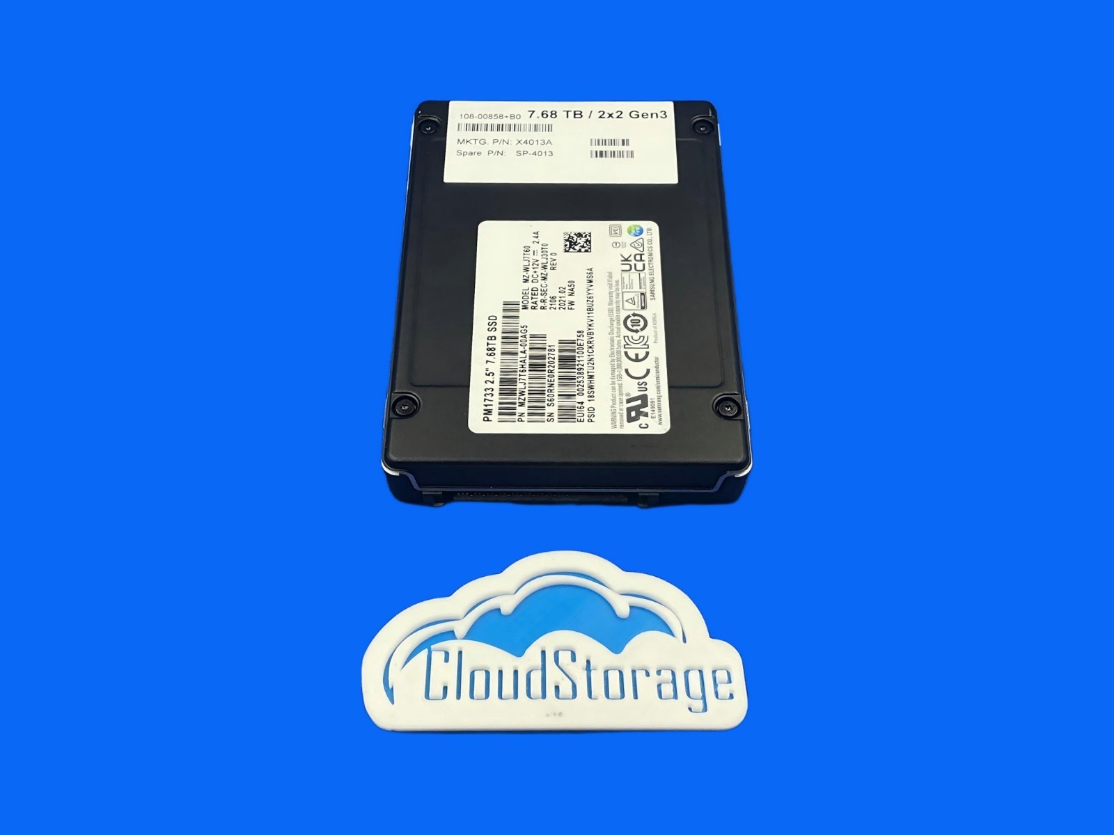 X4013A NETAPP Samsung MZ-WLJ7T60 PM1733 7.68TB  NVME PCIe Gen4 U.2 2.5" SSD