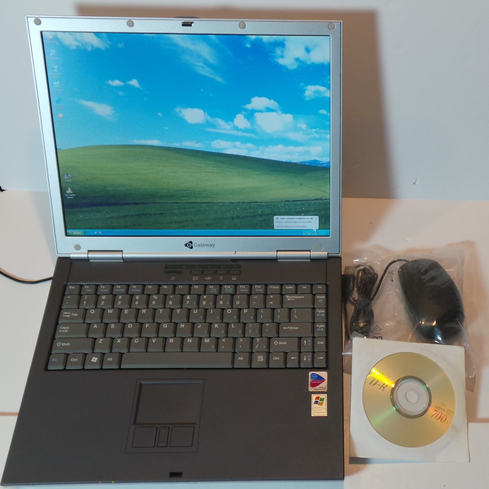 VINTAGE Gateway 450ROG Intel Pentium M 1.6GHz 512MB 120GB STILL WORKS w/ Charger