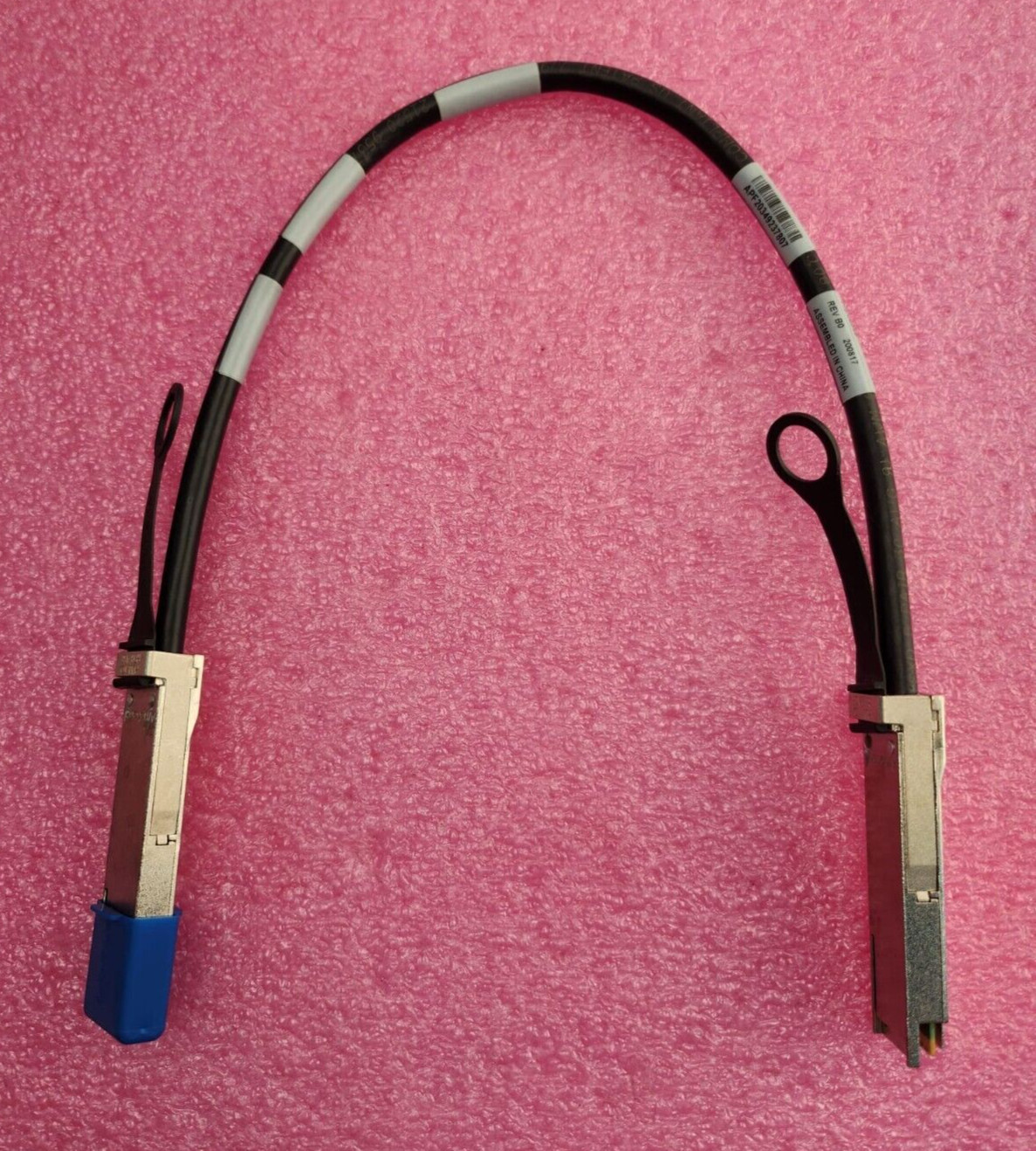 NETAPP AMPHENOL CABLE 112-00595