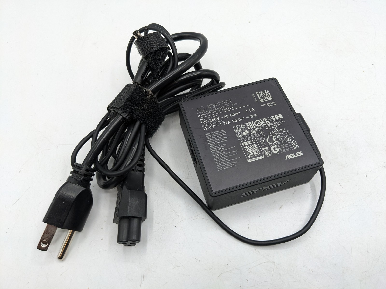 Genuine 90W 19V ADP-90LE B Charger for ASUS VivoBook Pro 14 OLED M3401QA 4.5mm
