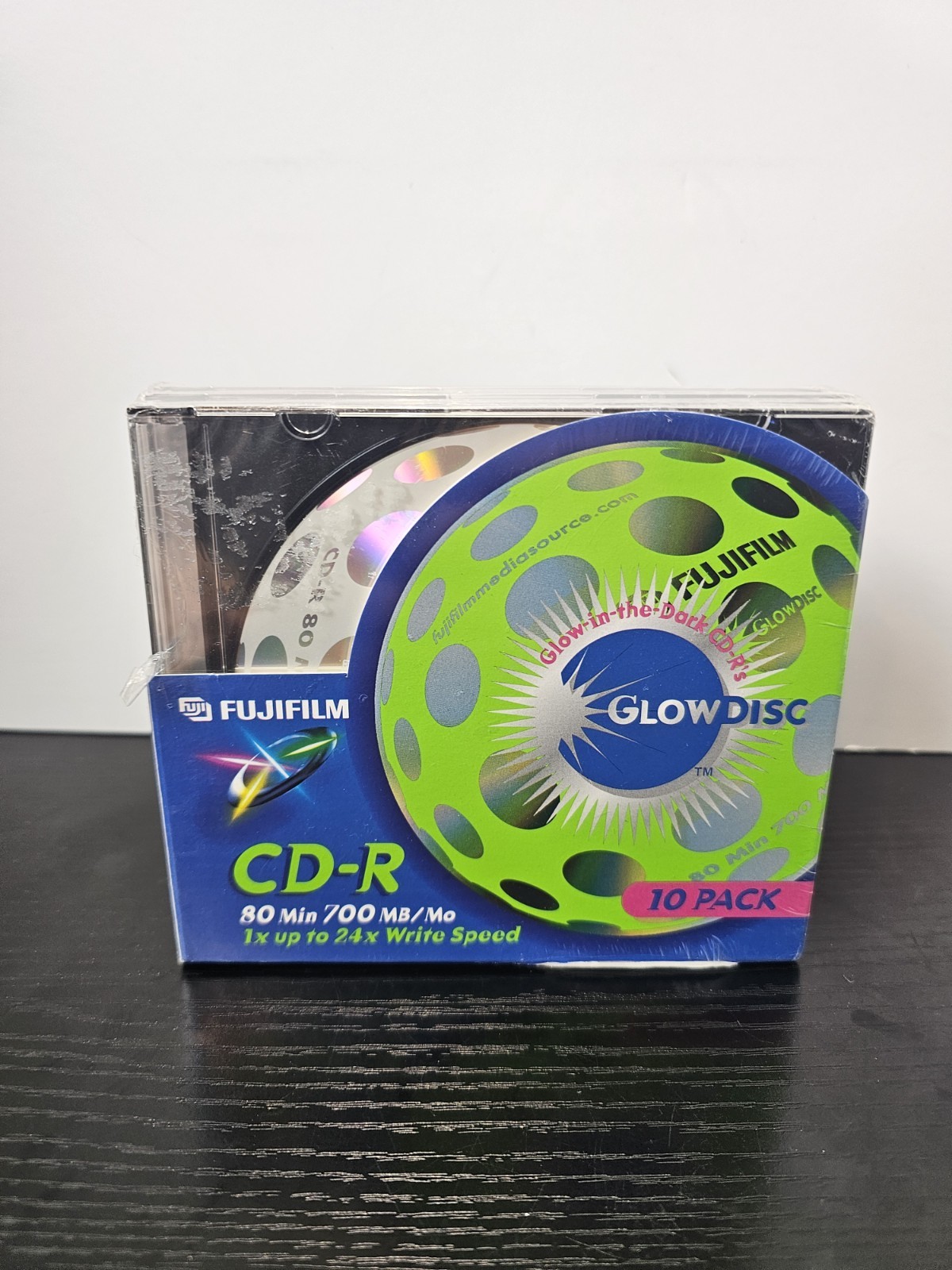 Fujifilm CD-R 80 Min 700 MB Glow Disc Glow In The Dark 10 Pack With Cases