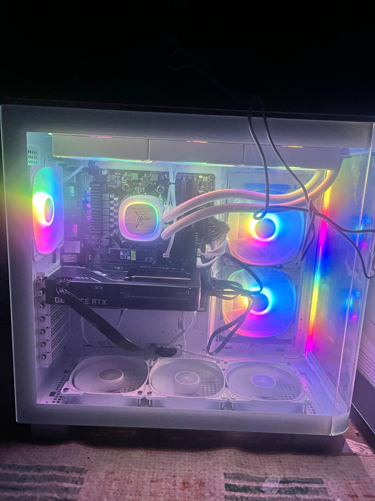Custom/Whitebox White Gaming PC Tower Ryzen 7 16GB 1TB SSD RTX RGB Liquid
