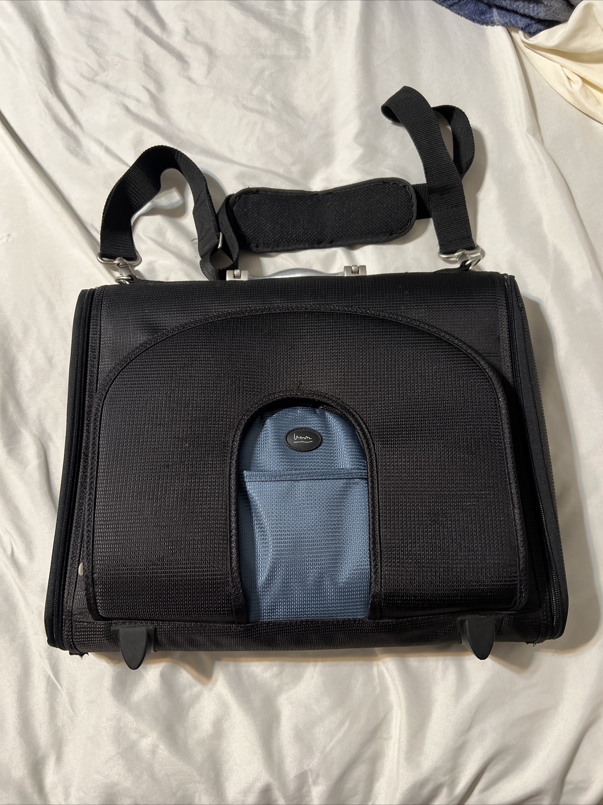 Michael Graves Designed Hard Sided Laptop/Briefcase/Strap/Protector Preowned 