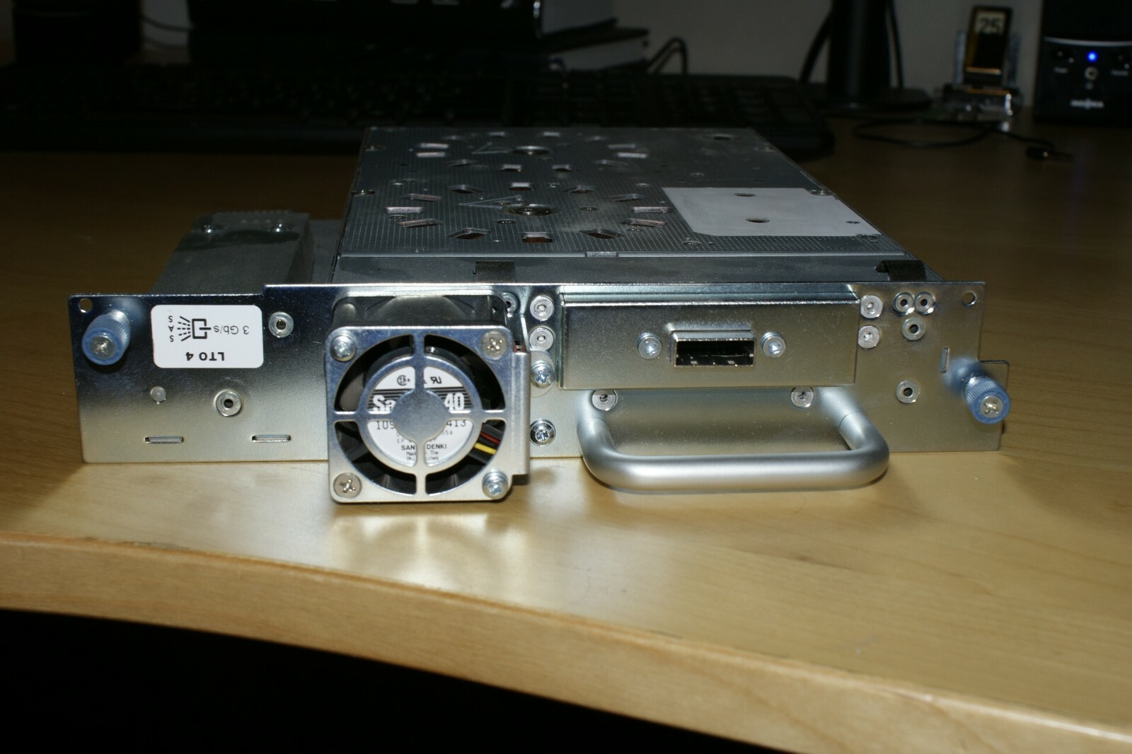 HPe HP AK383A LTO4 HH SAS DRIVE for 1/8 G2 MSL2024 MSL4048 MSL8096 467729-001