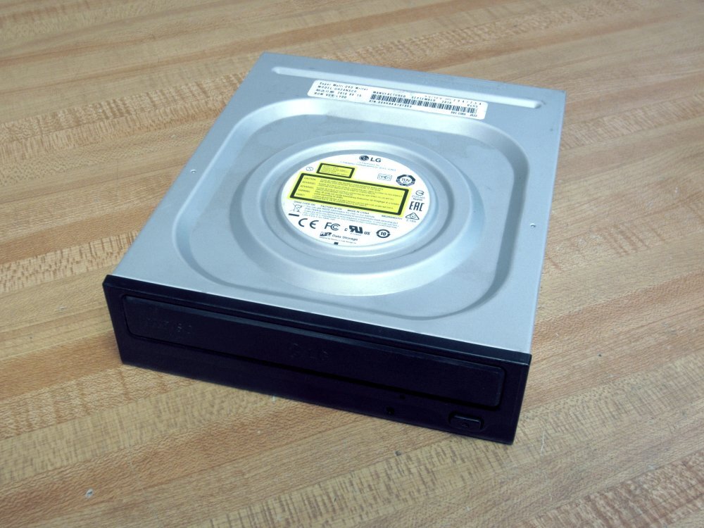 LG GH24NSC0 Super Multi DVD Writer
