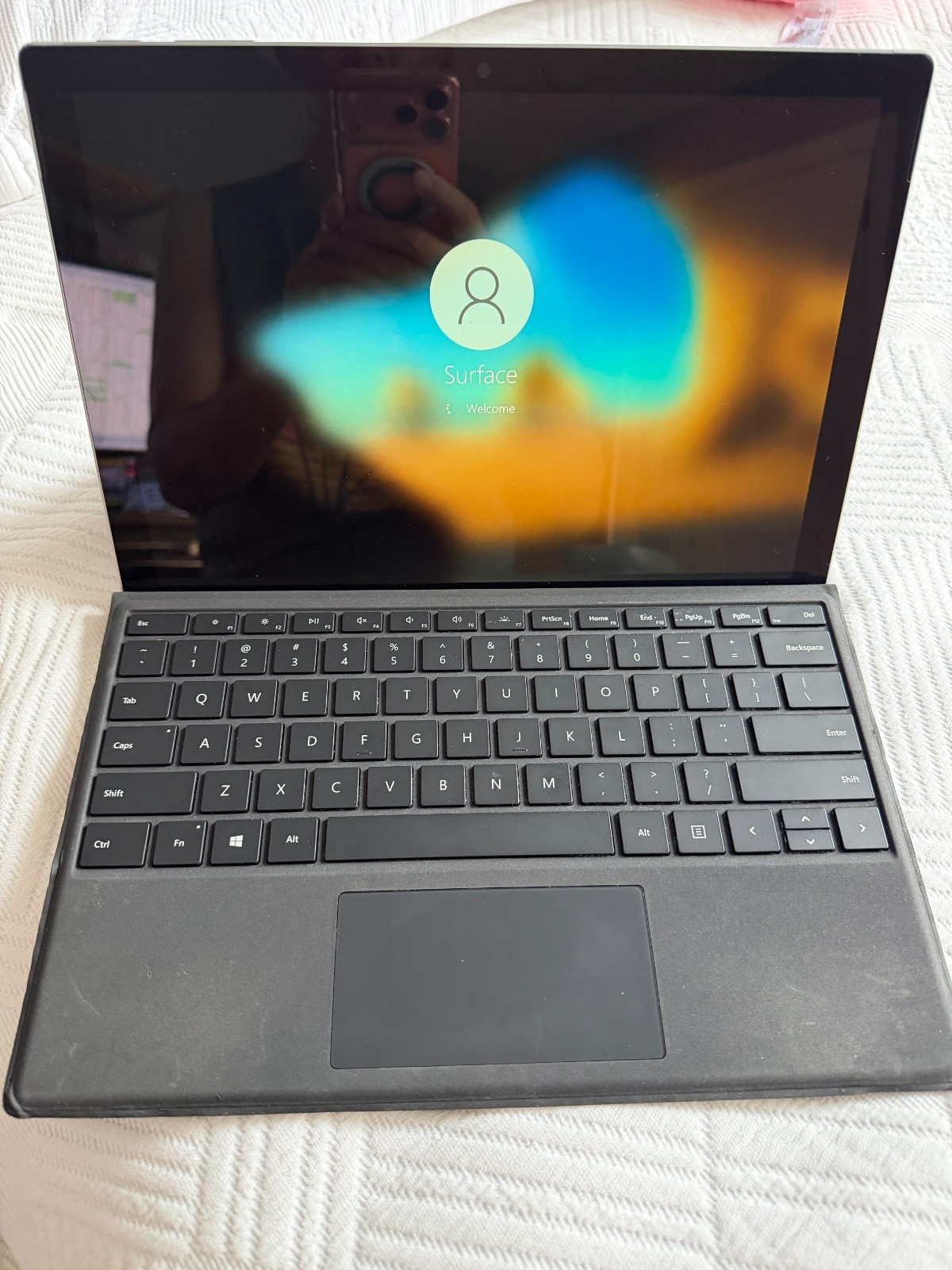 Microsoft Surface Pro 5th Gen 1796 i5 7300U @ 2.6 GHz 128 GB 8 GB