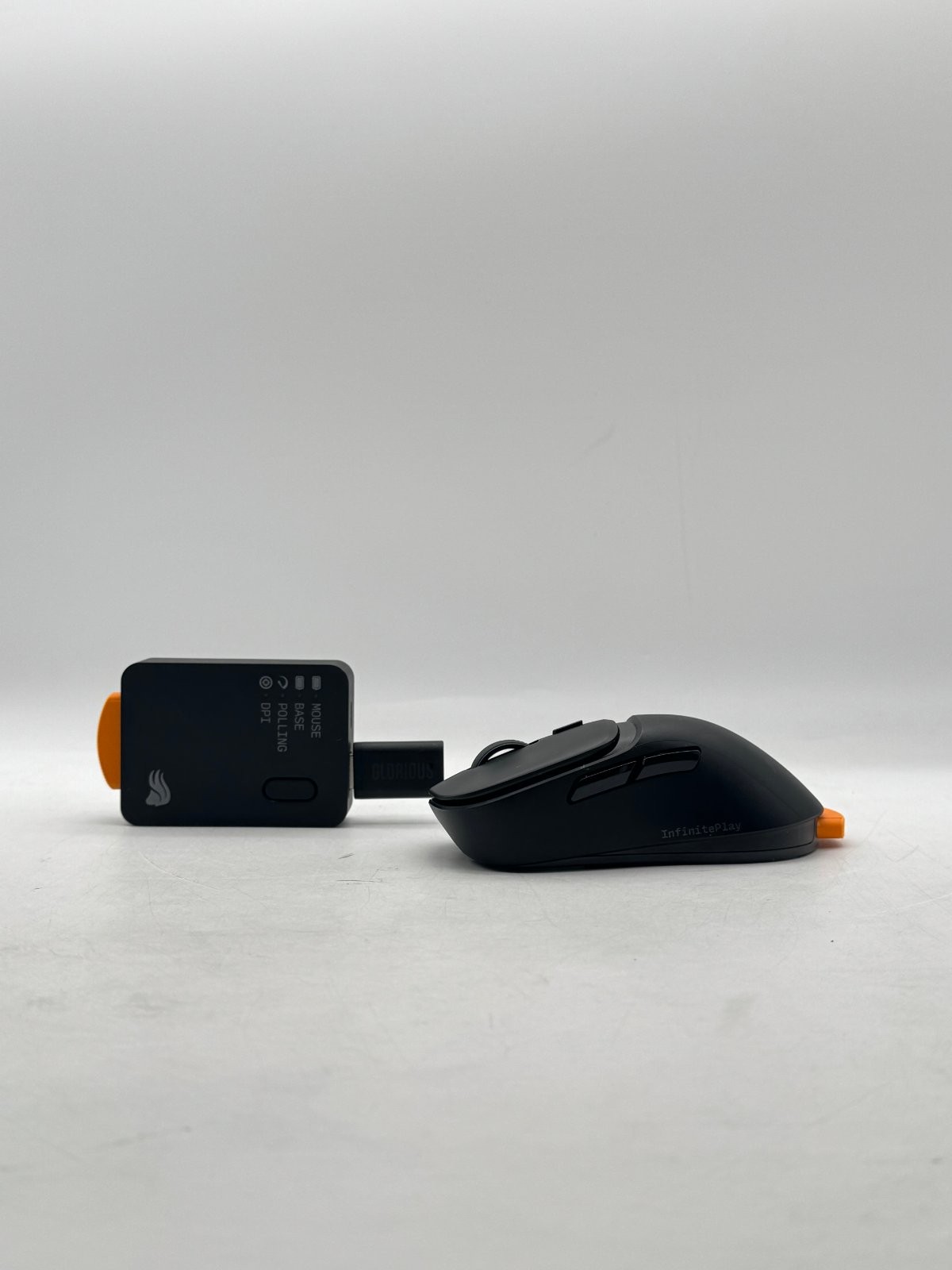 GLORIOUS Model D3 Wireless Gaming Mouse RGB Lightweight Black (1)