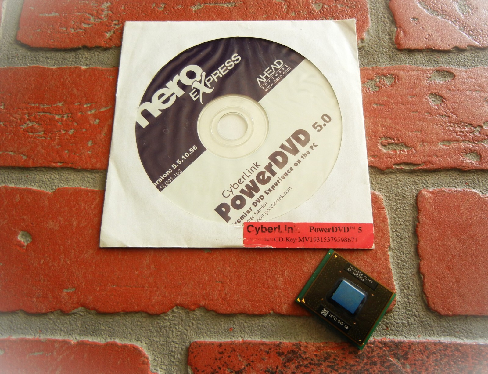 NERO EXPRESS 5.5.10.56 PC Software FOR GEEKS Intel P3 CPU SL443 Mobile 600/256