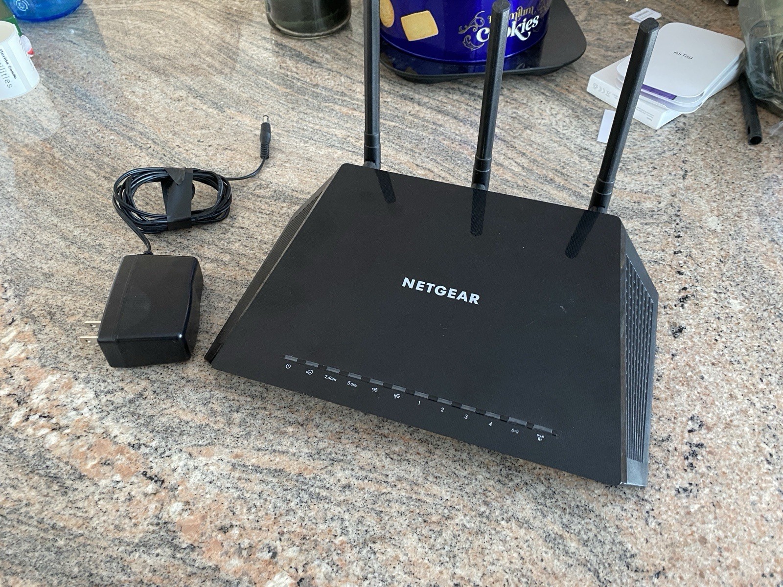 Netgear Nighthawk AC1900 Smart WiFi Dual Band Gigabit Router R6400V2