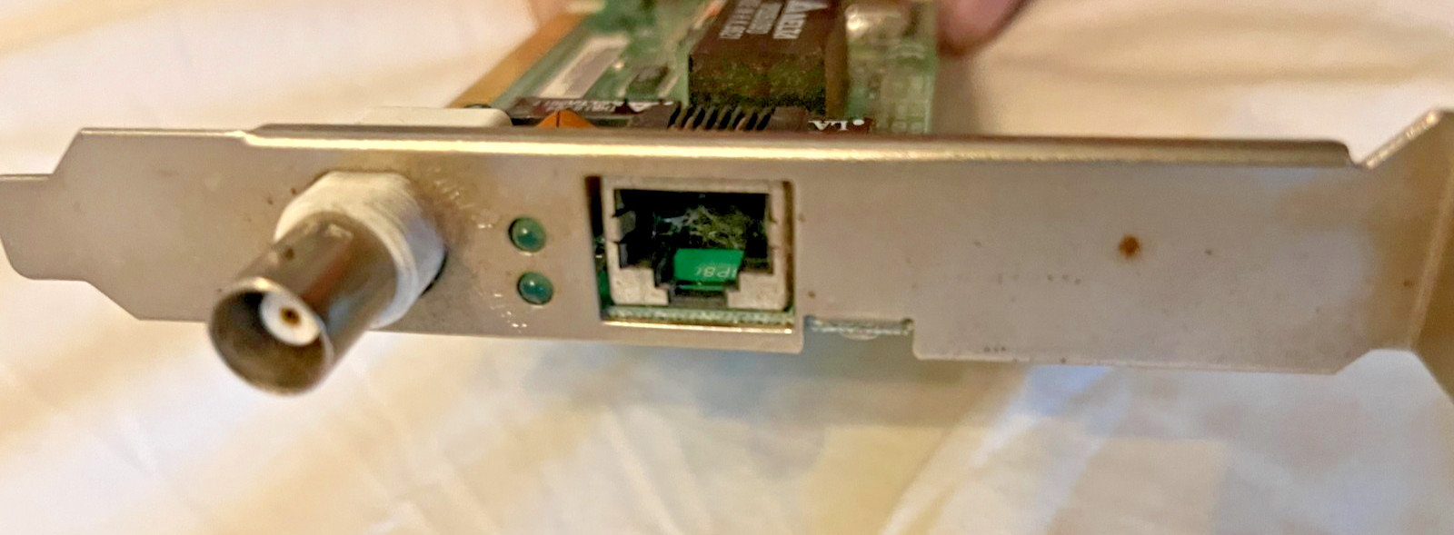 Vintage EZ-2000+ NE2000 10Base2 10BaseT ethernet adapter 16 bit ISA ISA Novell