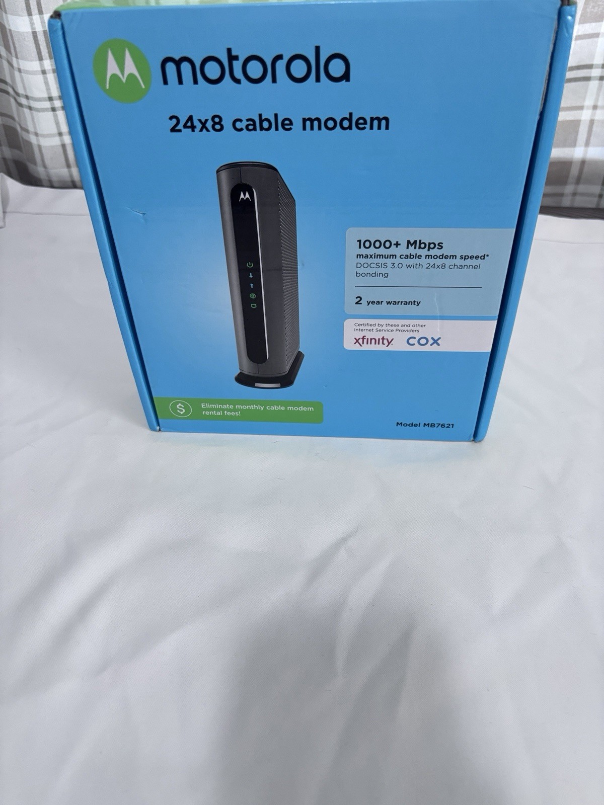 Motorola MB7621 24x8 DOCSIS 3.0 Cable Modem Original Box Xfinity Comcast