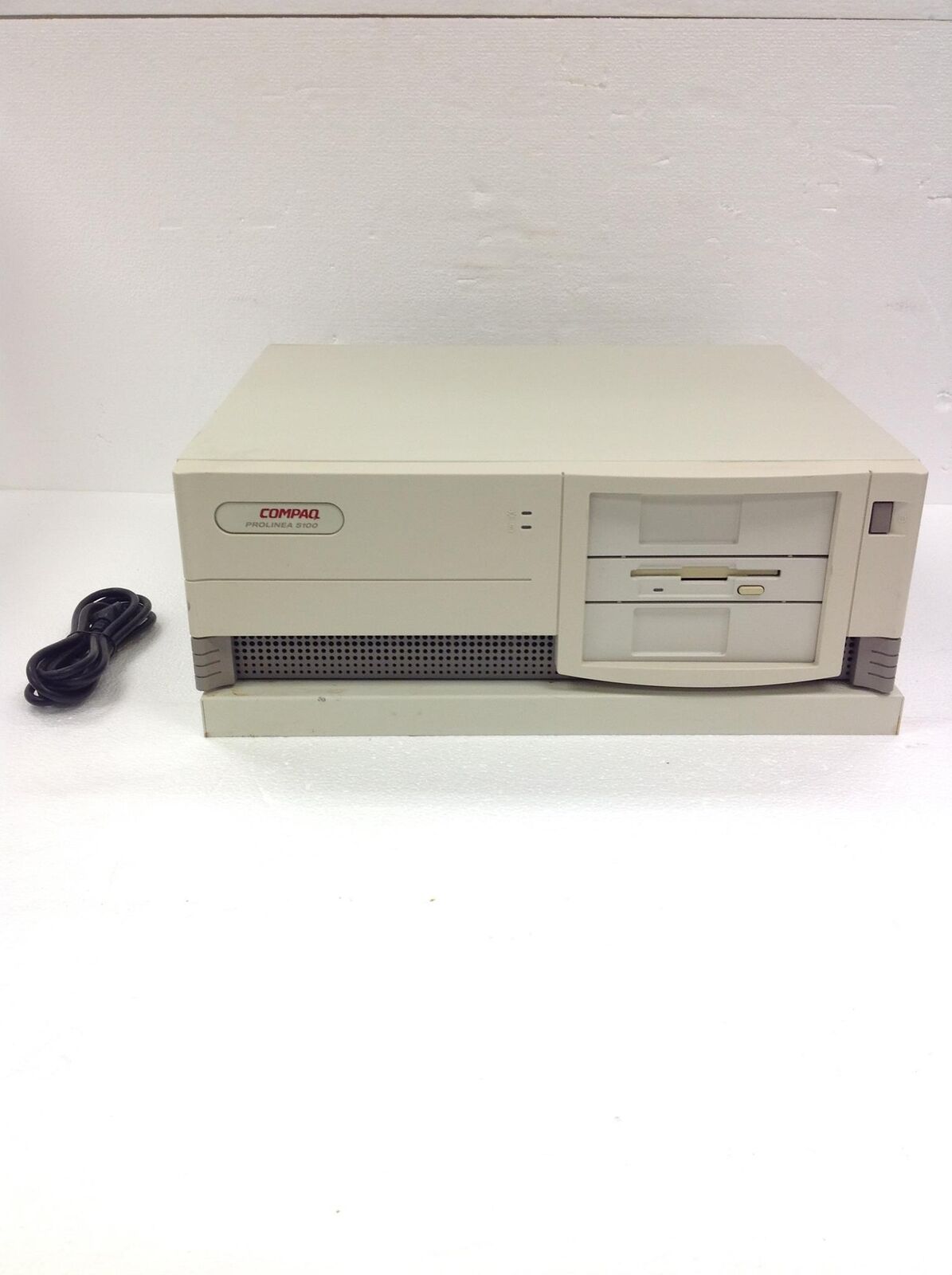 Vintage Compaq Proline 5100 Series Personal Computer PC 16MB Floppy No HDD
