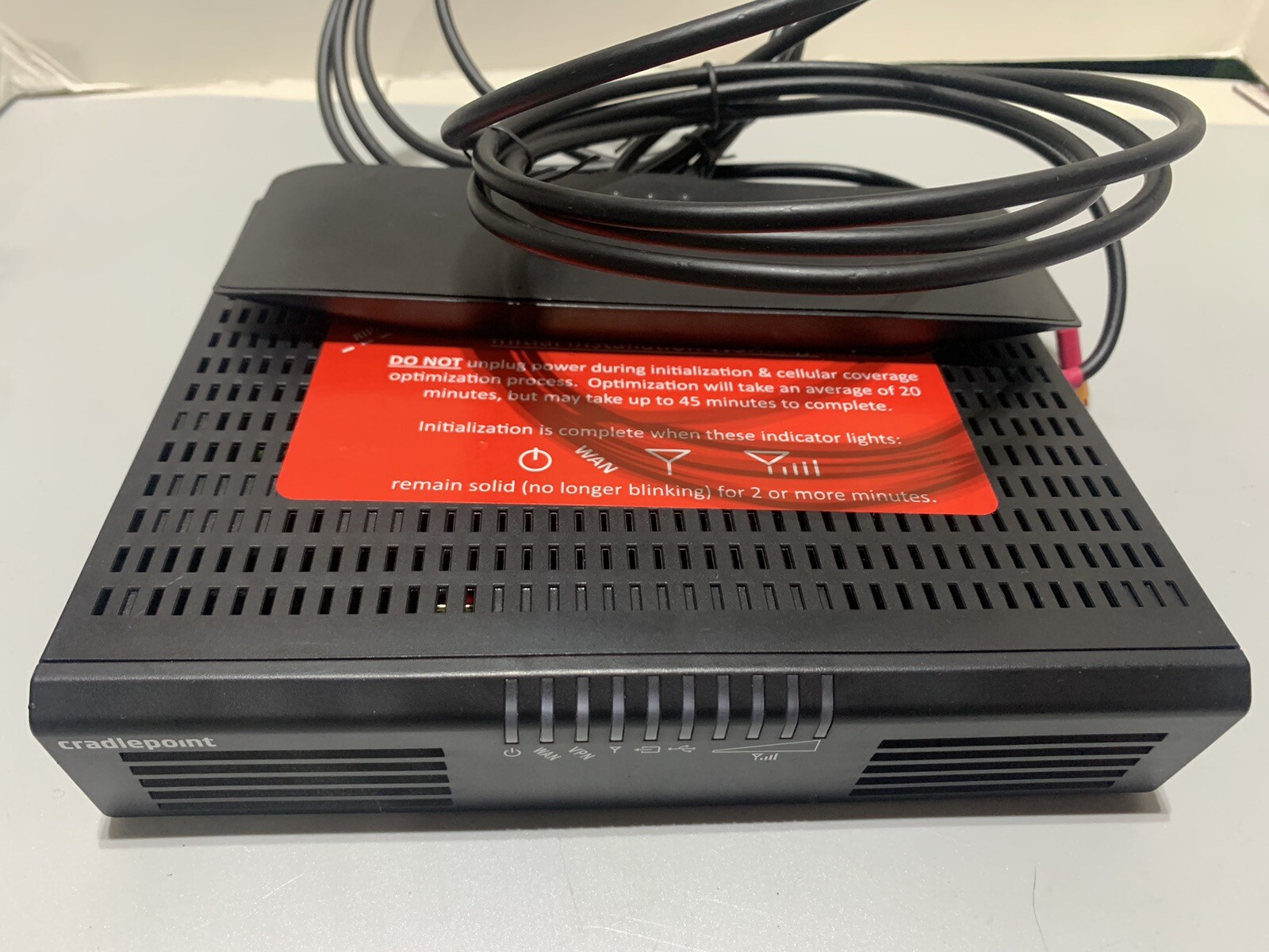 Cradlepoint AER1650 LP4 4G LTE Router with Antenna - Power Cable Not Included