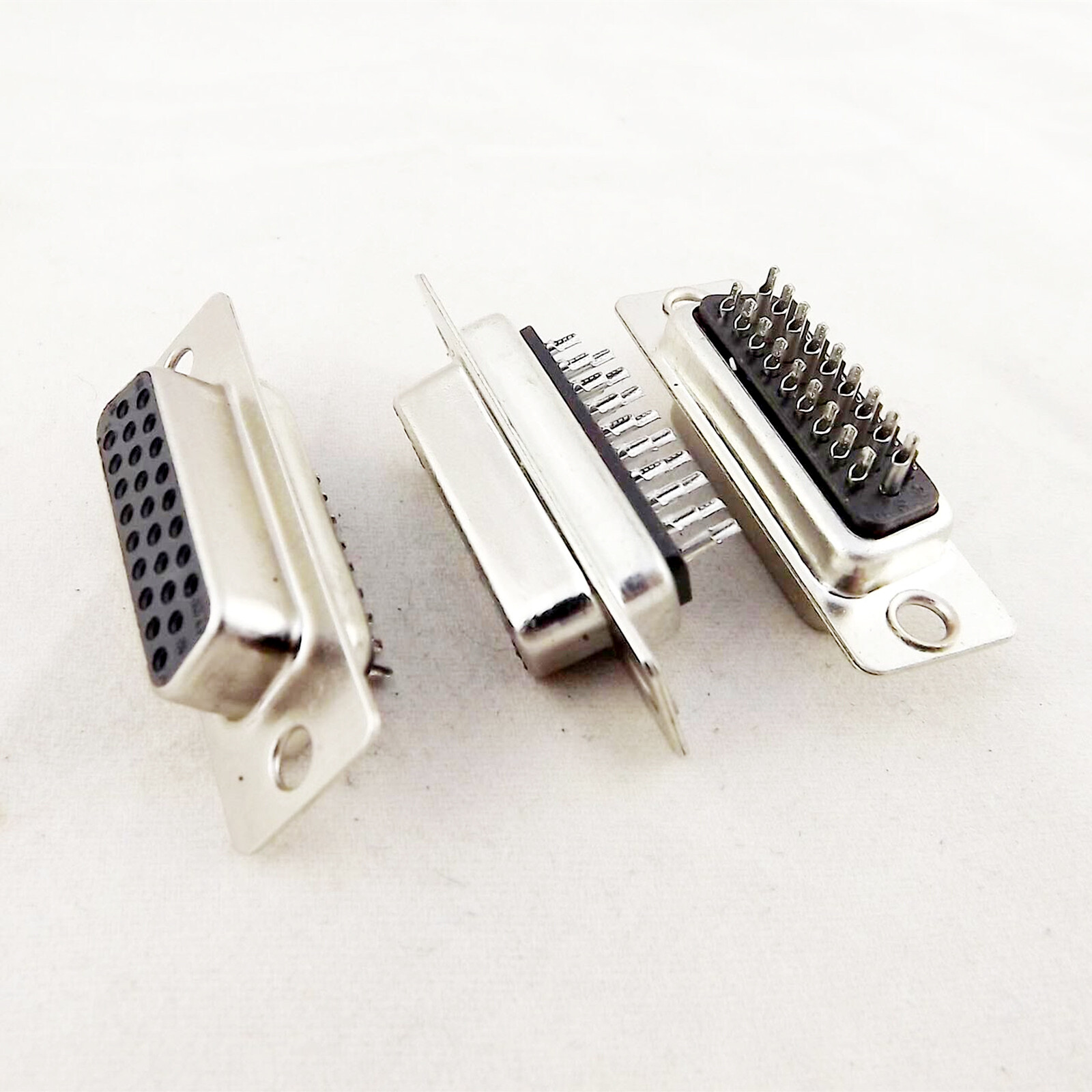 100x D-SUB DB26 26Pin Female Socket Solder Type Straight Adapter Connector 3 Row