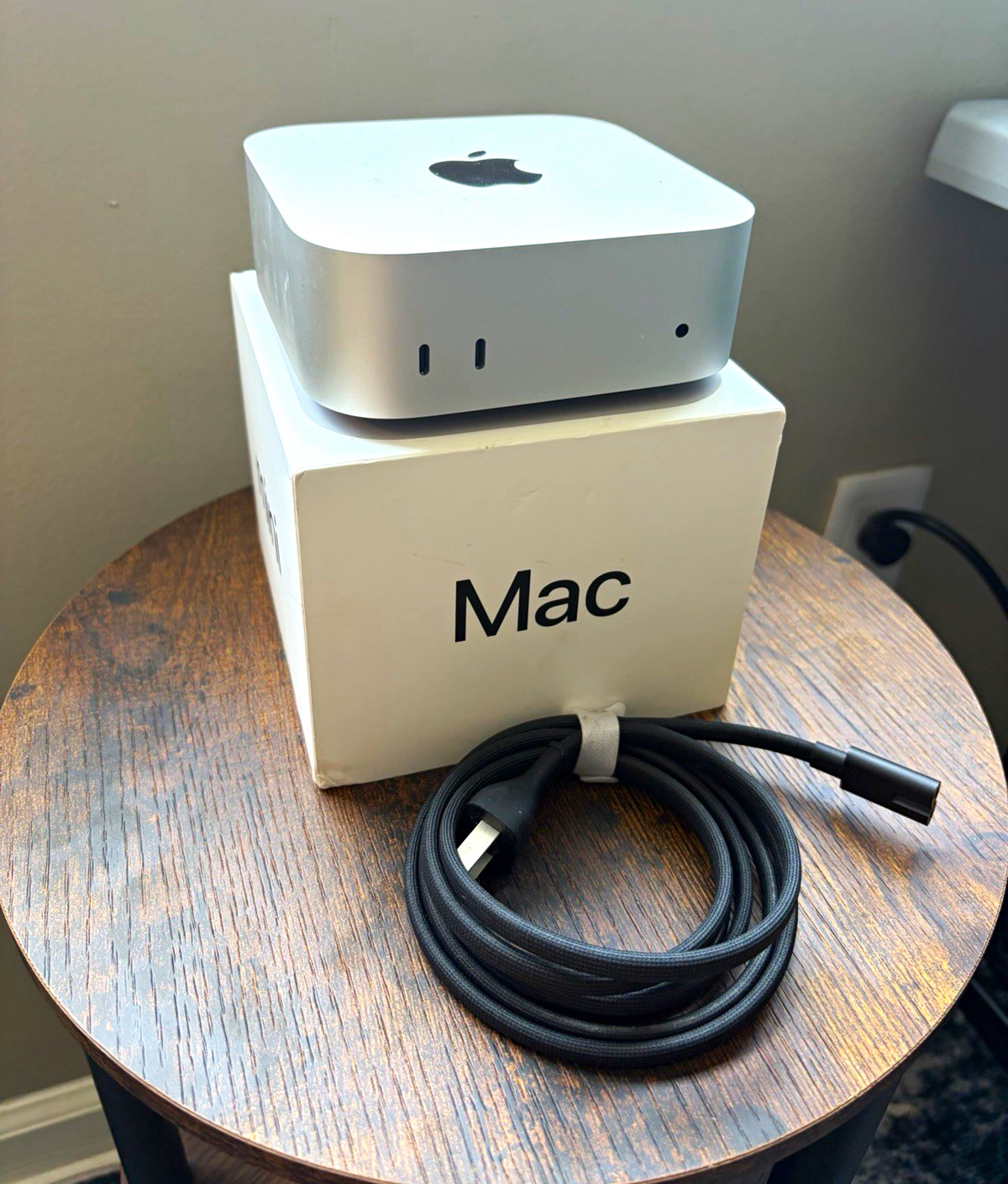 Apple Mac mini 2024 M4 16GB RAM 256GB SSD Silver Wi-Fi BT HDMI USB-C