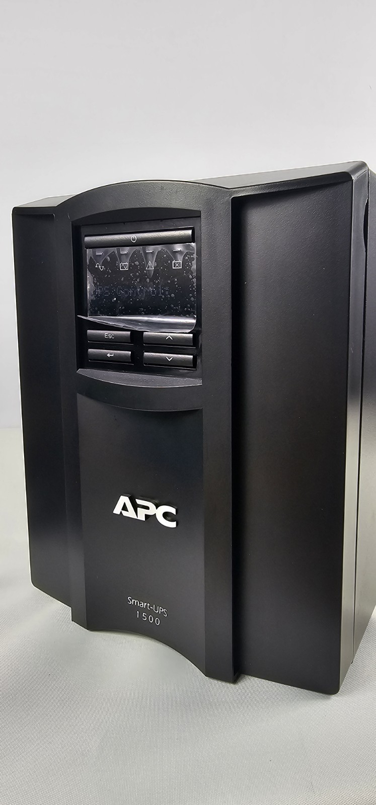 APC SMT1500NC Smart-UPS Battery Power Backup W/ Upgraded AP9641 NMC Card