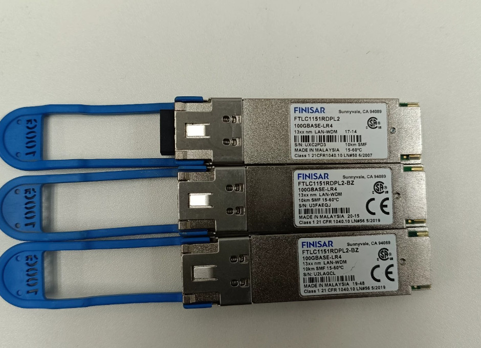 1pcs Finisar FTLC1154RDPL 100GBASE-LR4 QSFP28 Transceiver 10km SMF LC DOM