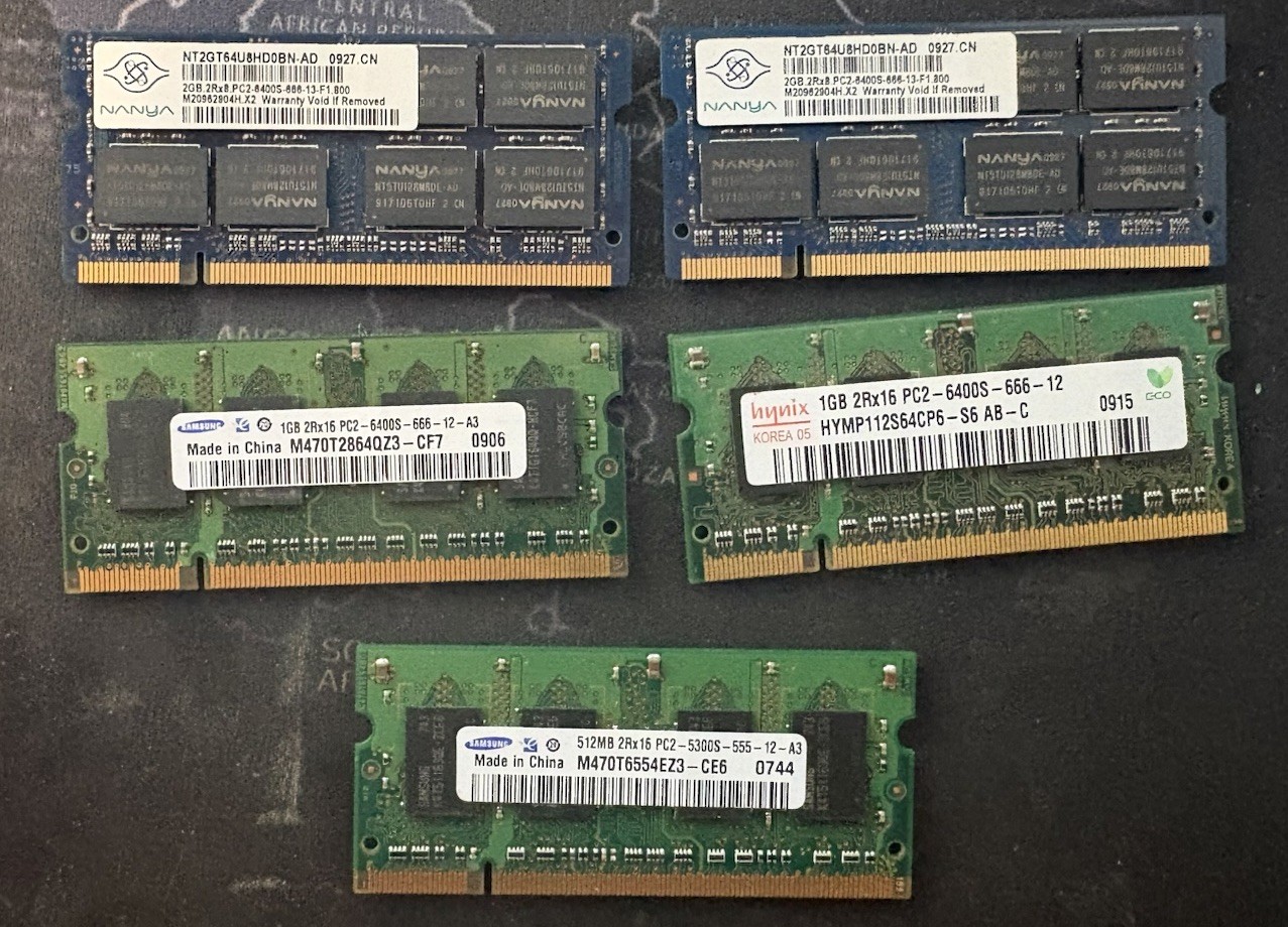 LOT OF 5 RAM NANYA (2GB x2) SAMSUNG (1GB & 512MB) HYNIX 1GB LAPTOP MEMORY SODIMM