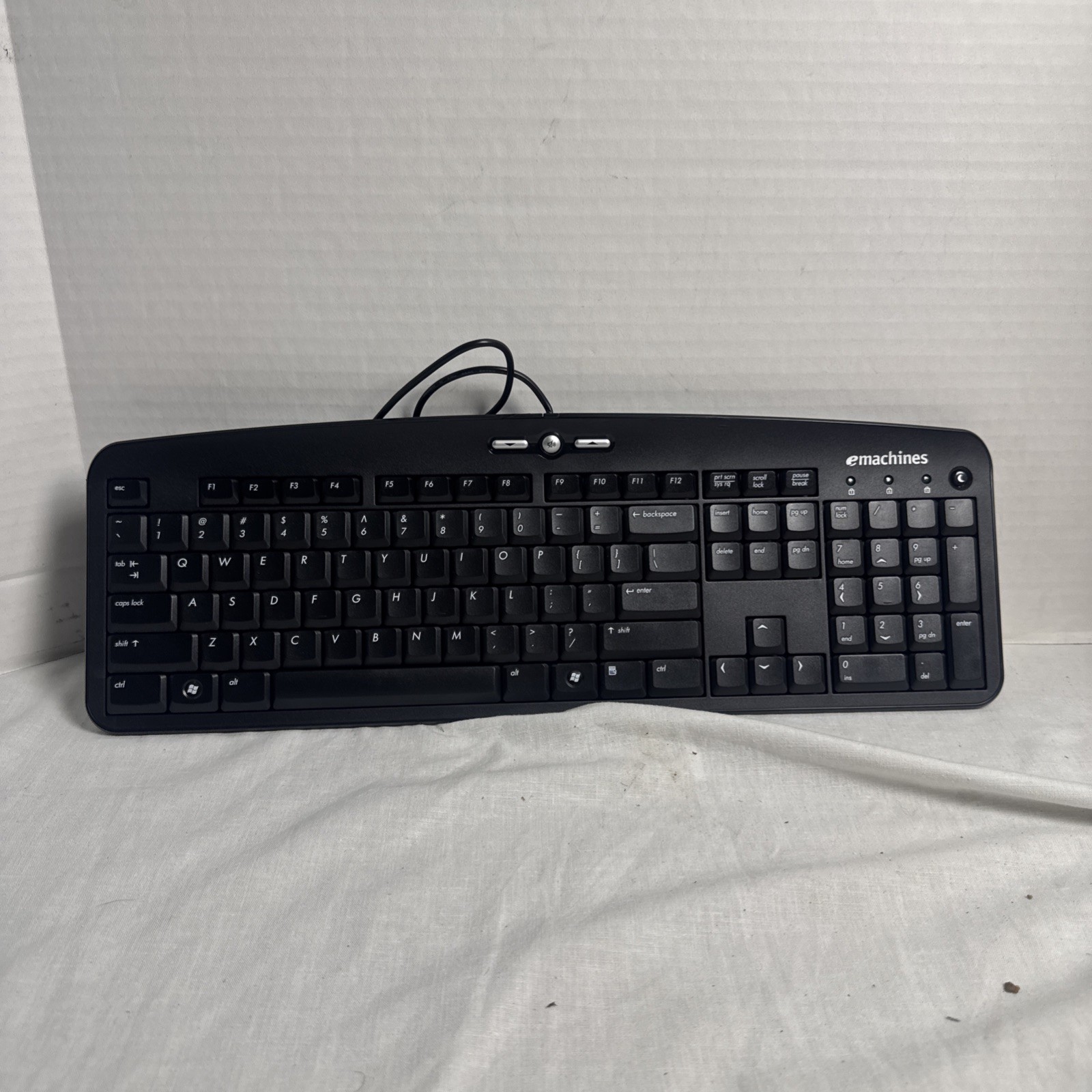 Emachines Keyboard Wired English Computer Windows KB0511 Black NEW IN BOX