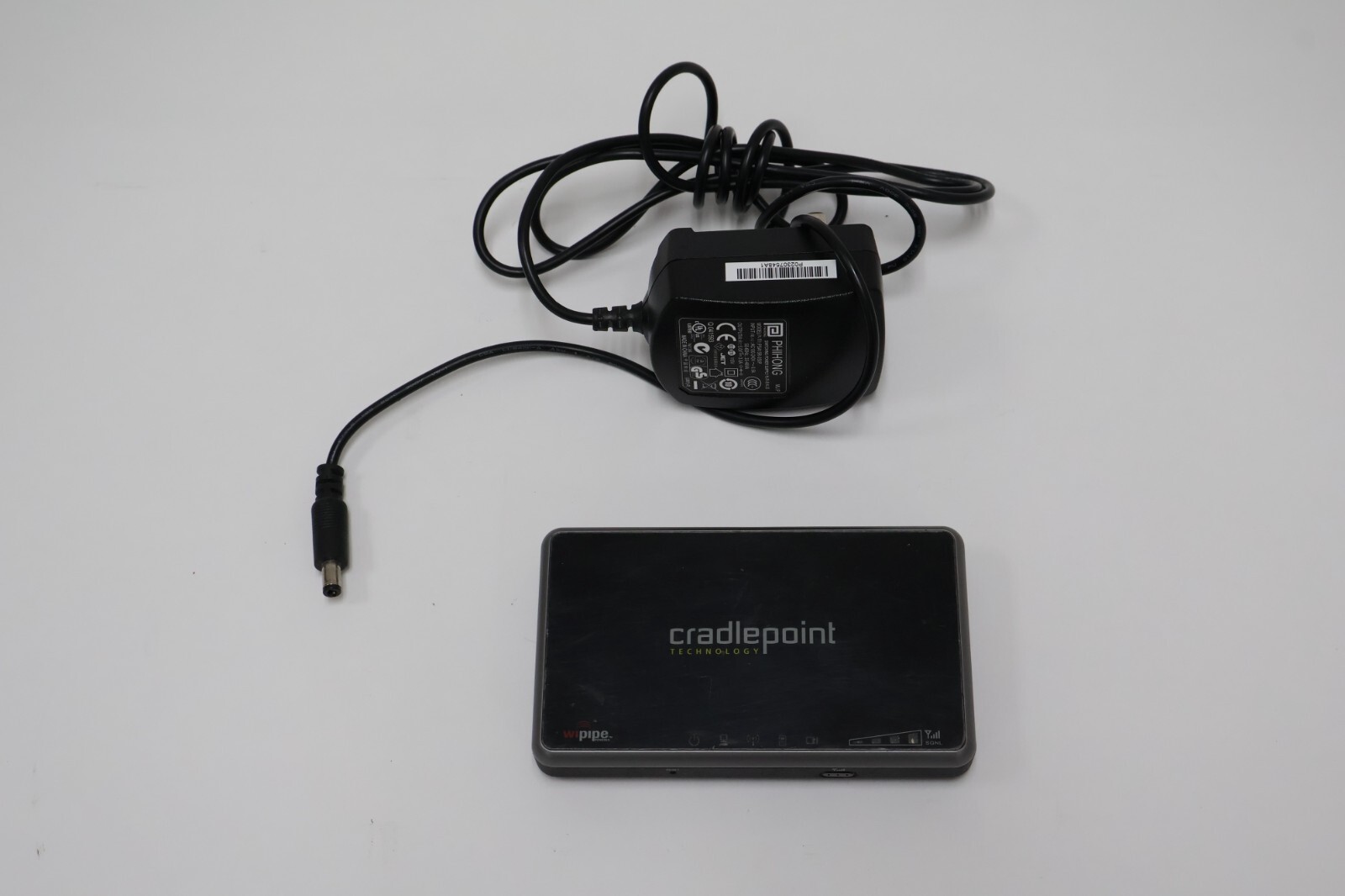 Cradlepoint CTR-500 Travel Wireless Router