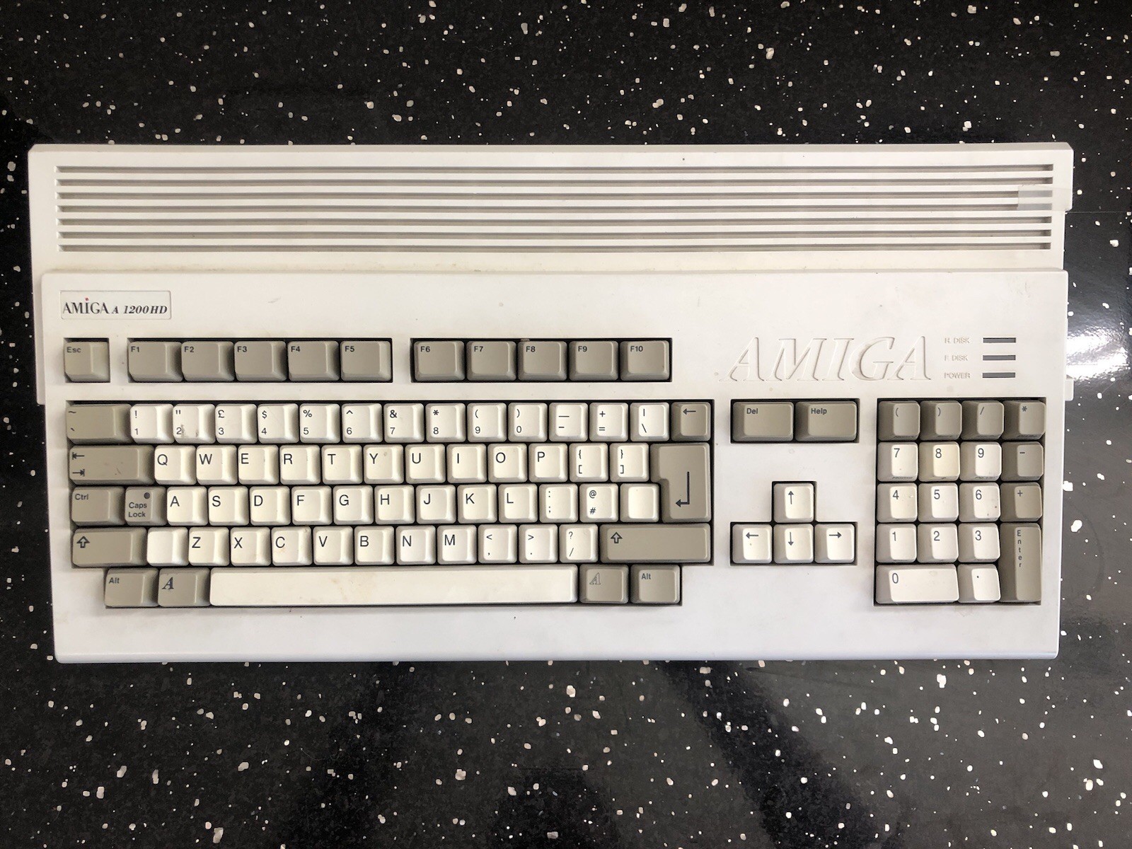 Commodore Amiga 1200 HD Computer 