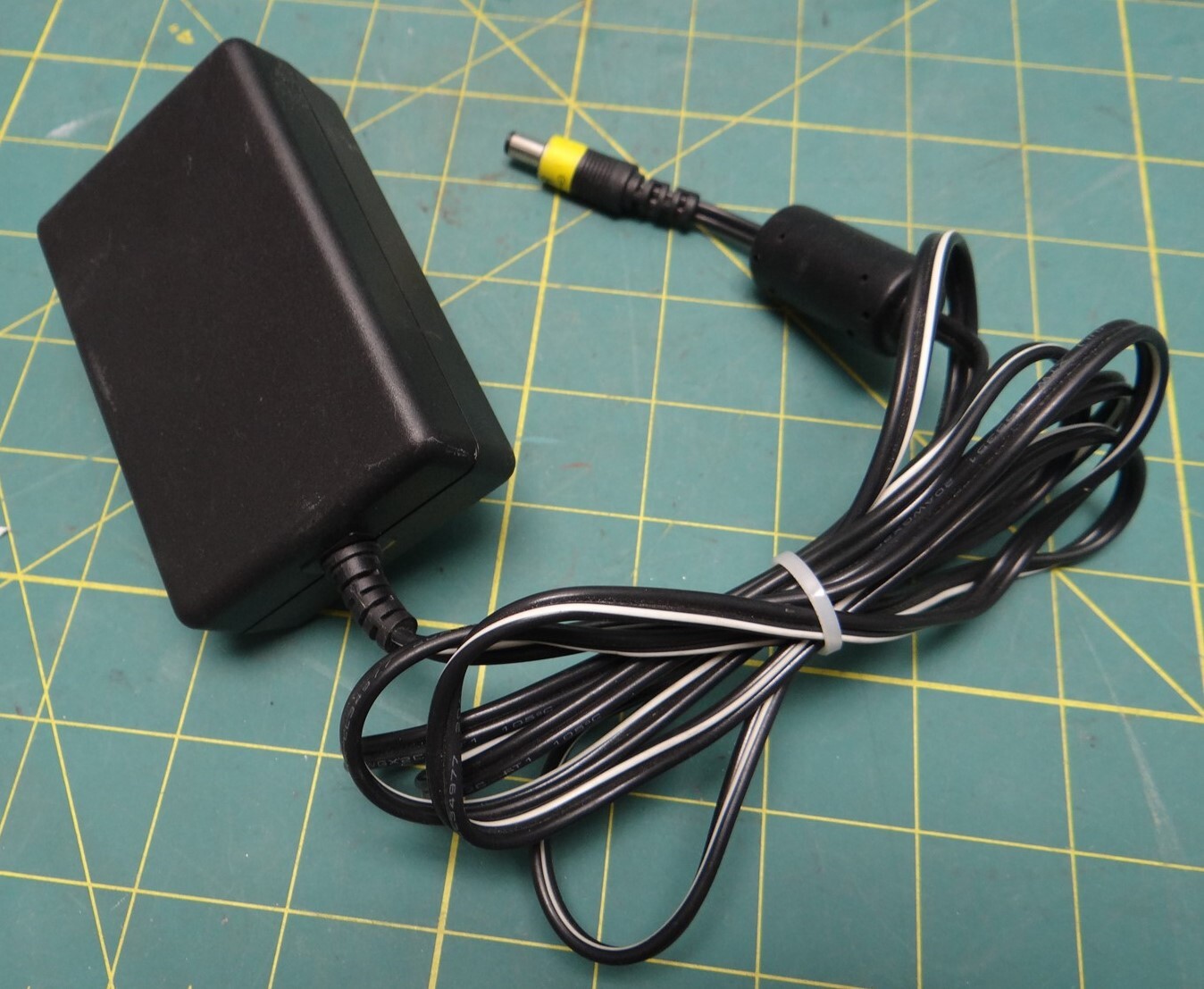 Delta Electronics ADP-15FB Power Adaptor Class 2