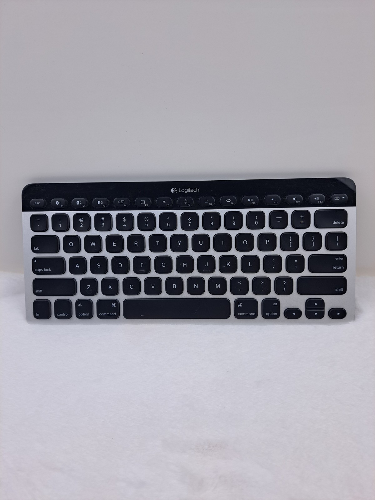 Logitech Easy-Switch K811 Black & White Wireless Bluetooth Keyboard for Mac/iPad