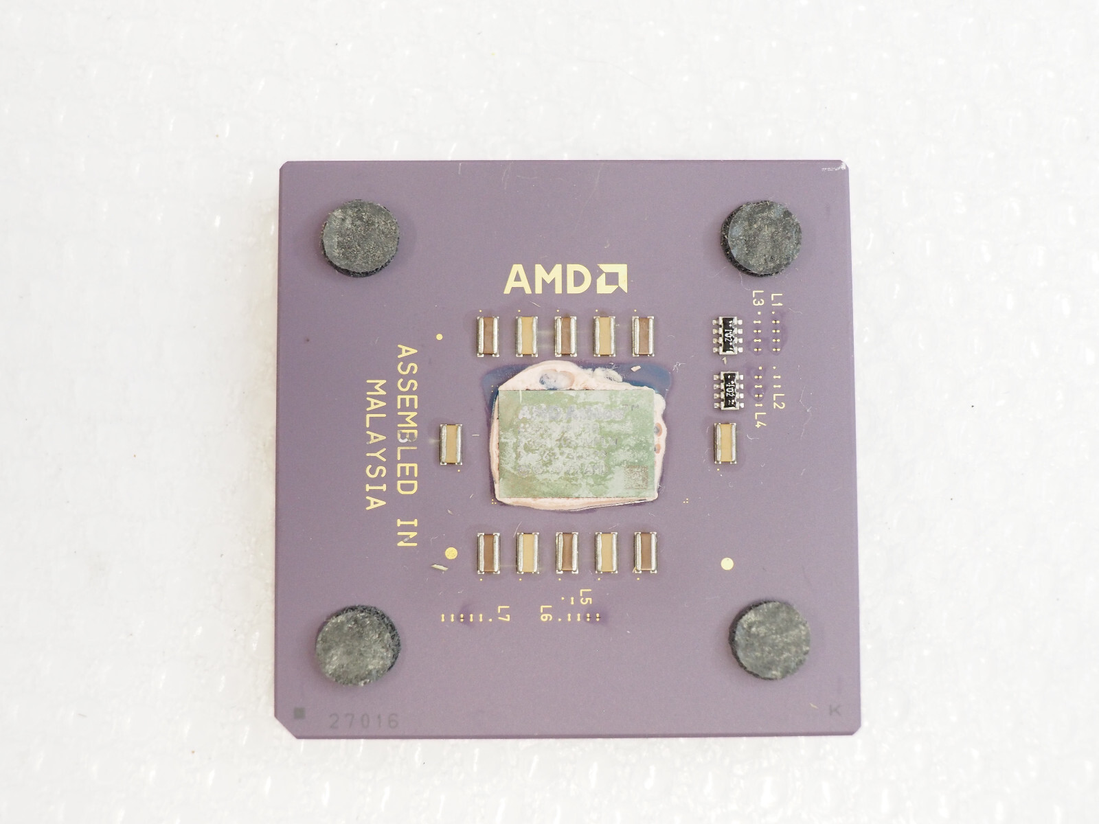 AMD Athlon 900MHz A0900AMT3B Processor CPU