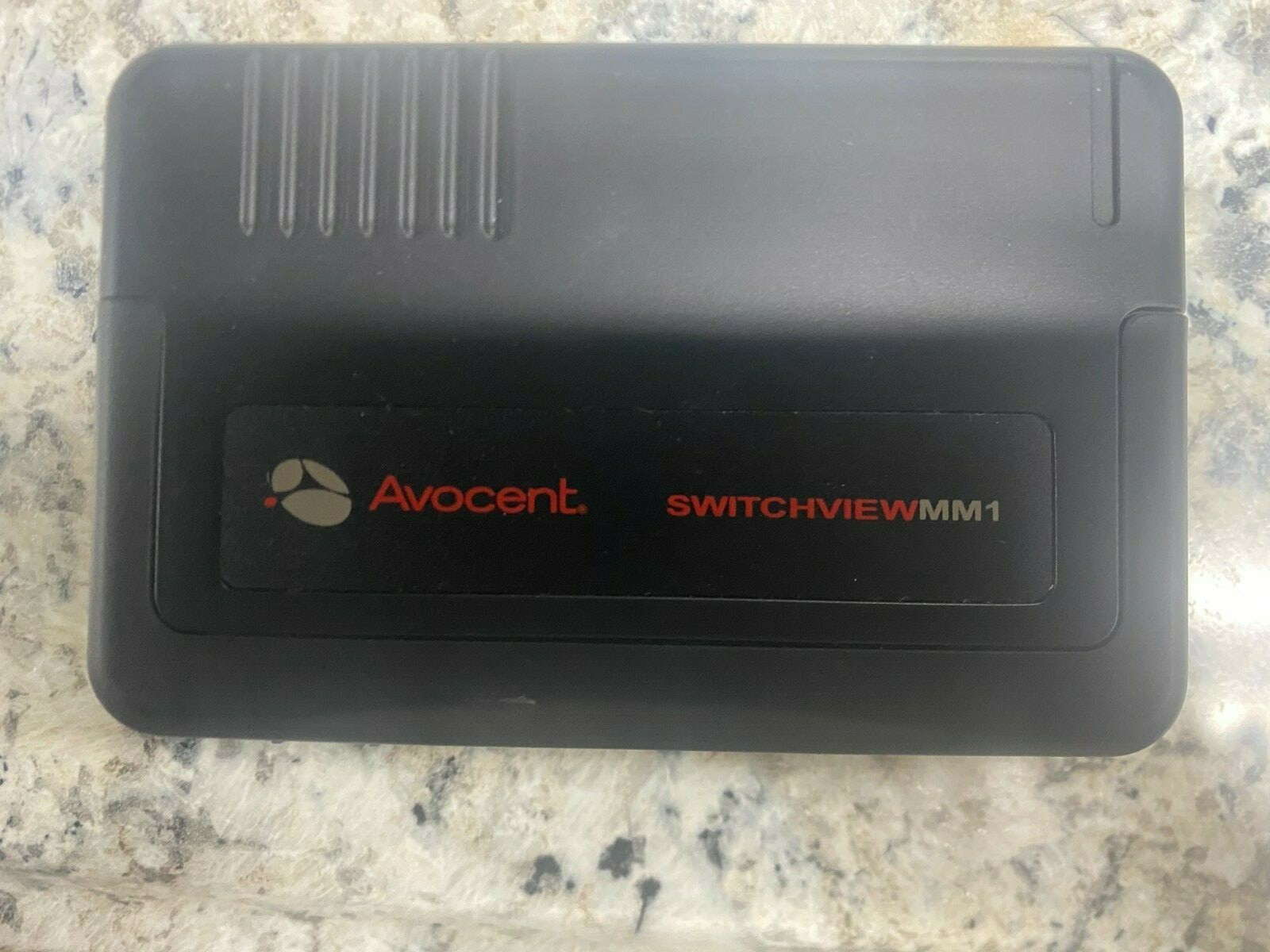 Avocent Switchview  MM1,  2SVPUA10-001 Rev A KVM Switch 2 Ports - Tested 