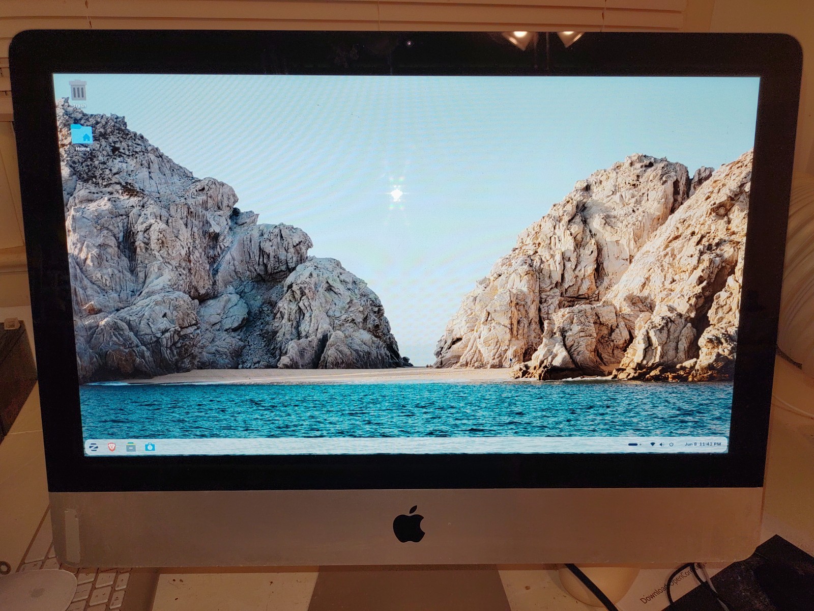 Apple iMac A1311 21.5" Desktop (August, 2011) - Customized