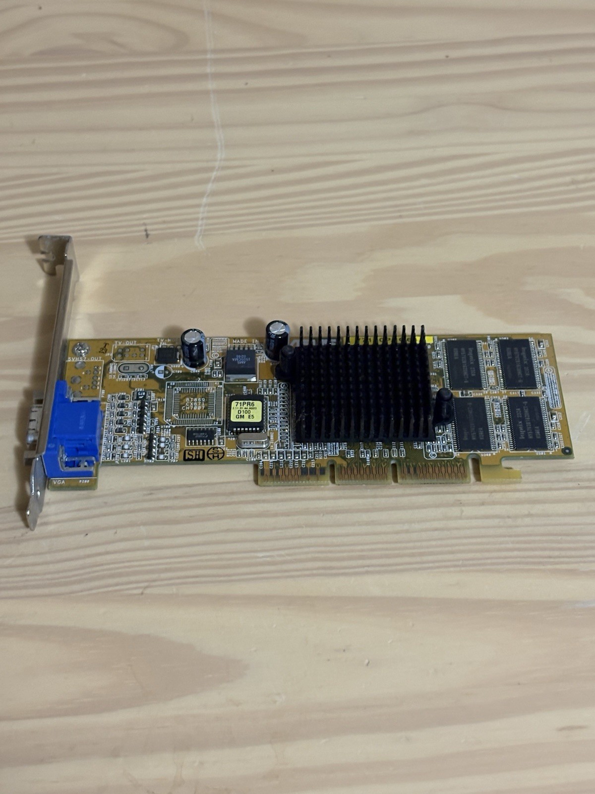 RARE VINTAGE ASUS V7100PRO/64 PURE AGP 64 MEG NVIDIA GEFORCE2 MX400 VGA NO FAN
