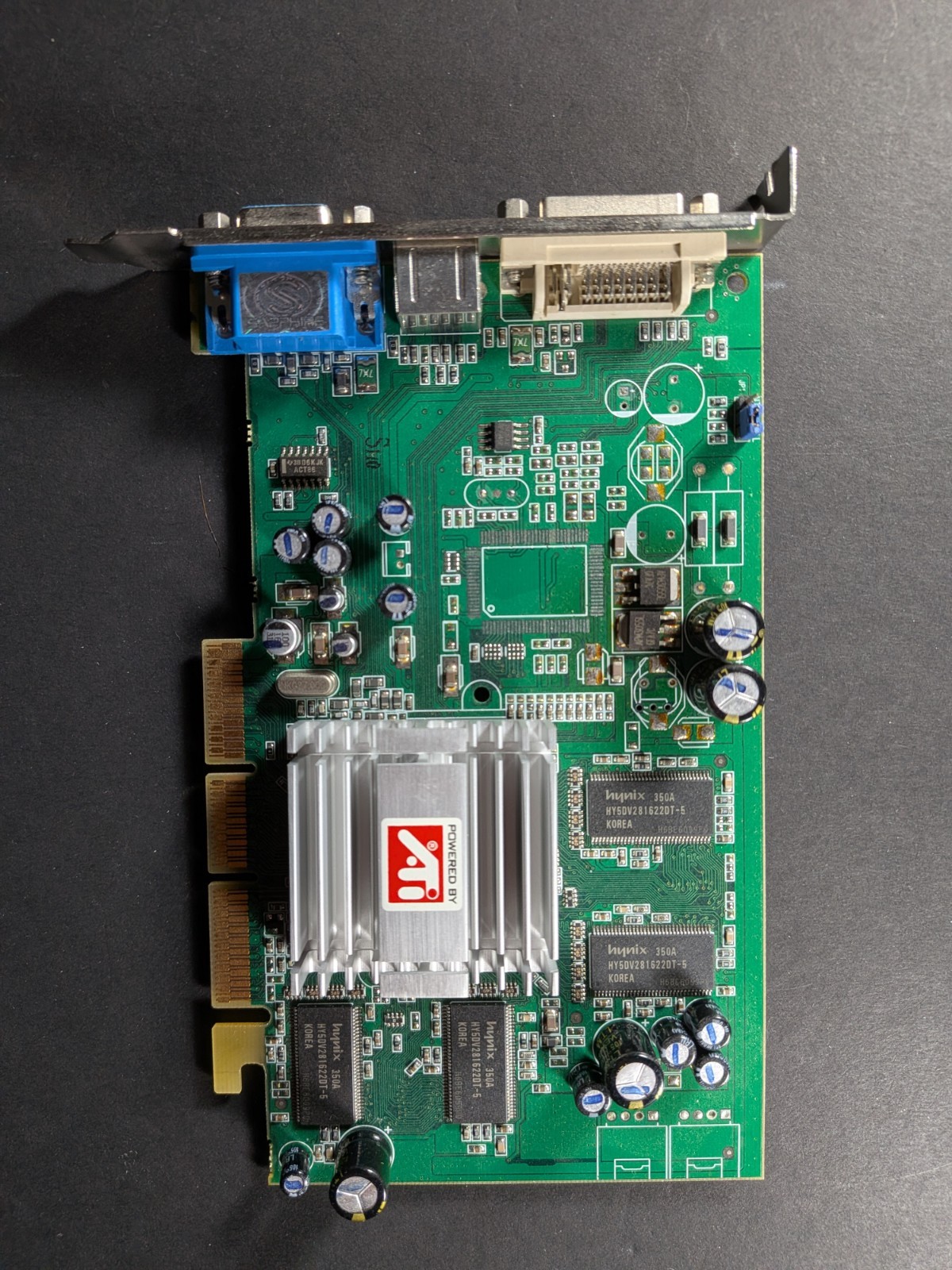Sapphire ATI Radeon 9200 128M DDR V/D/VO  1024-9C13-05-SA SKU 11015-01