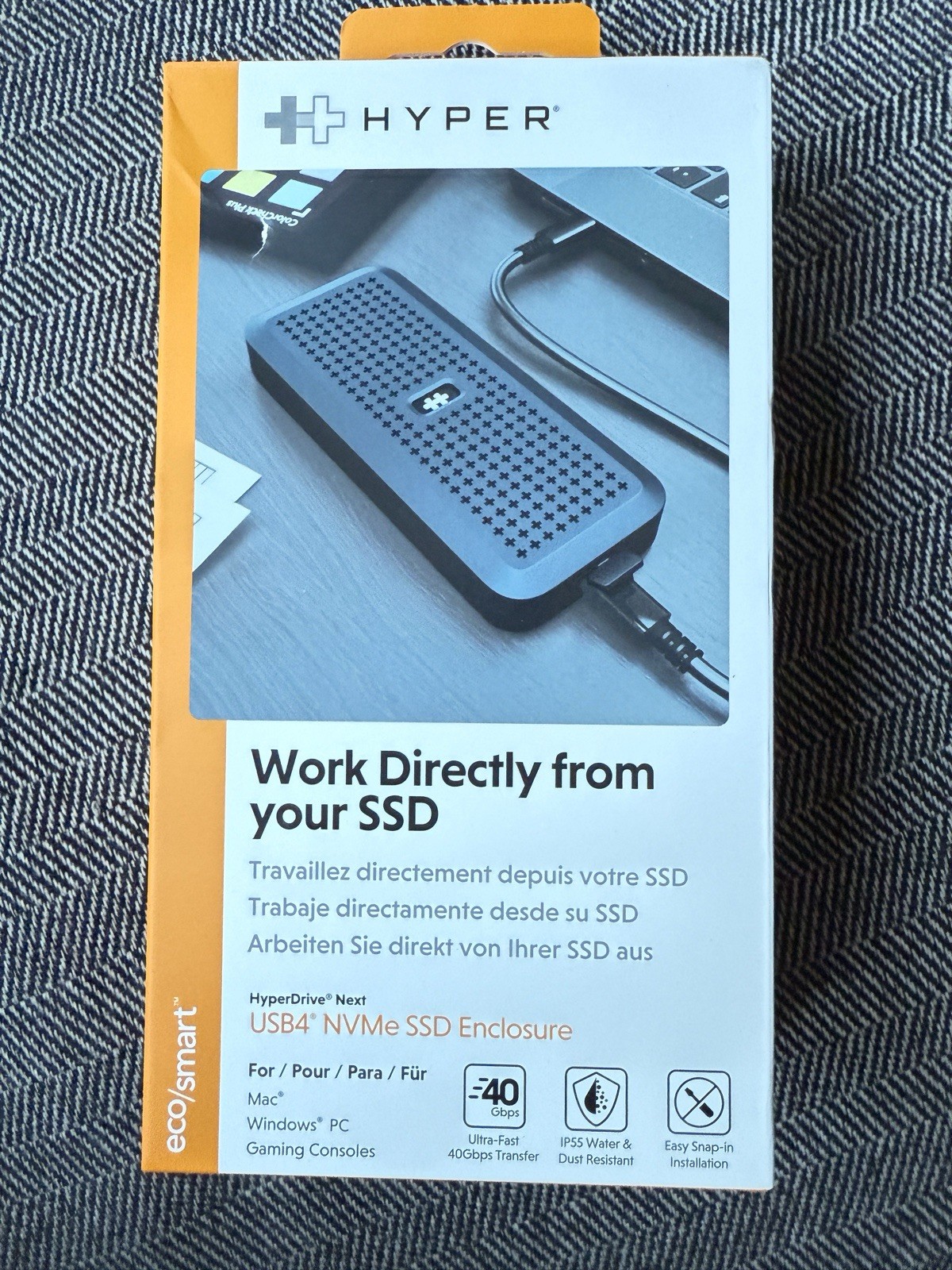 Drive Next Portable 40Gbps USB4 M.2 NVMe SSD Enclosure with M.2 NVMe SSDs up 