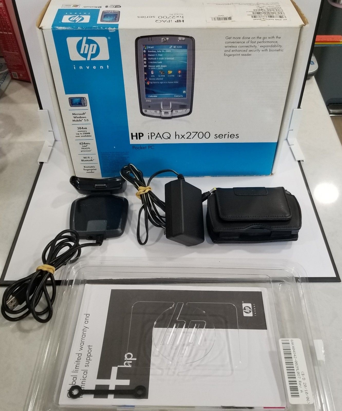 HP iPAQ hx2795b Pocket PC Windows Mobile 5.0 CIB Box Charger Case