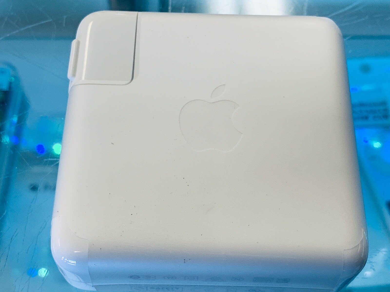 Genuine OEM  Apple 96W USB-C Power Adapter MacBook Pro  A2166