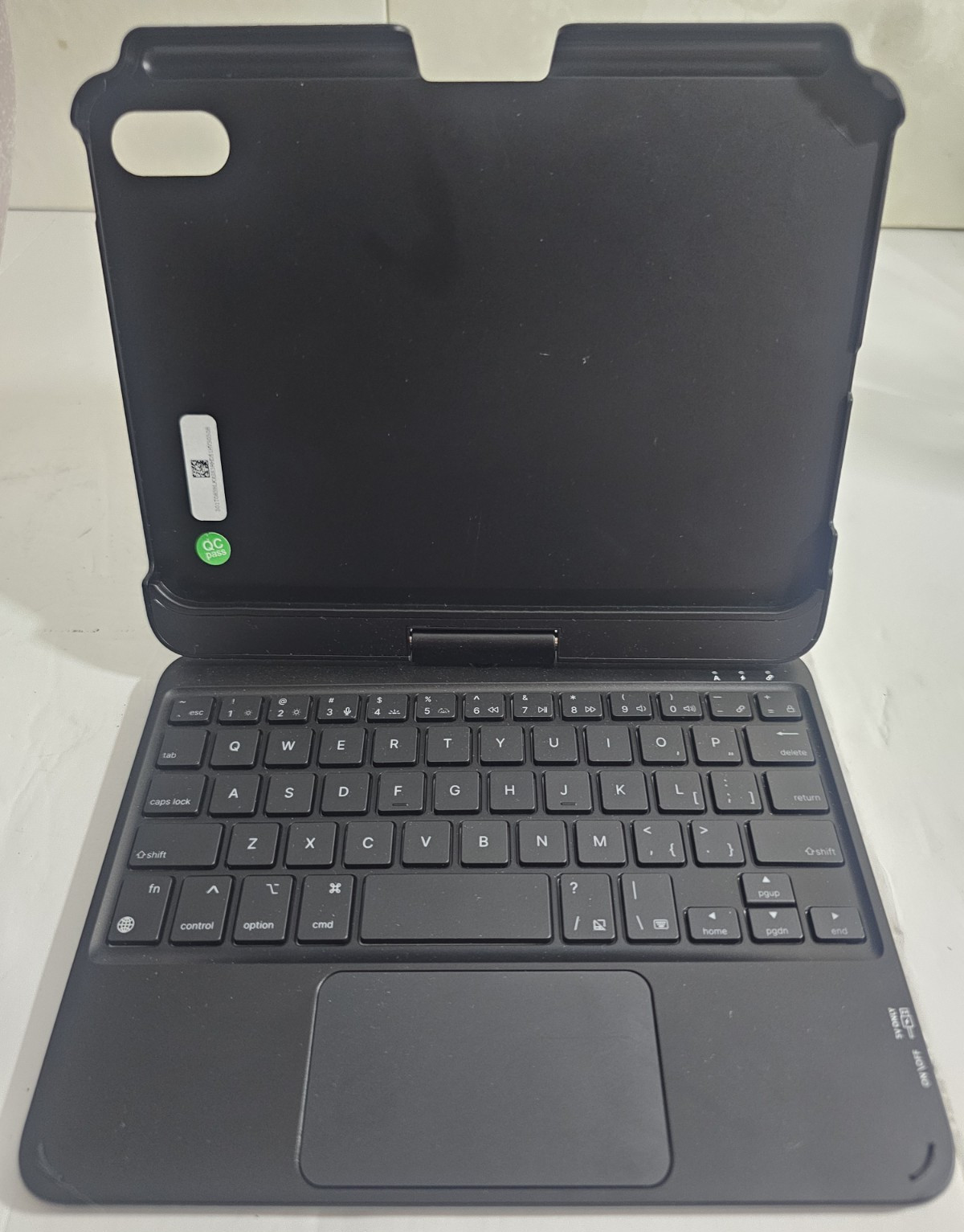 Targus Pro-Tek Keyboard Folio w/ Touchpad for iPad 10th Gen 10.9" Black