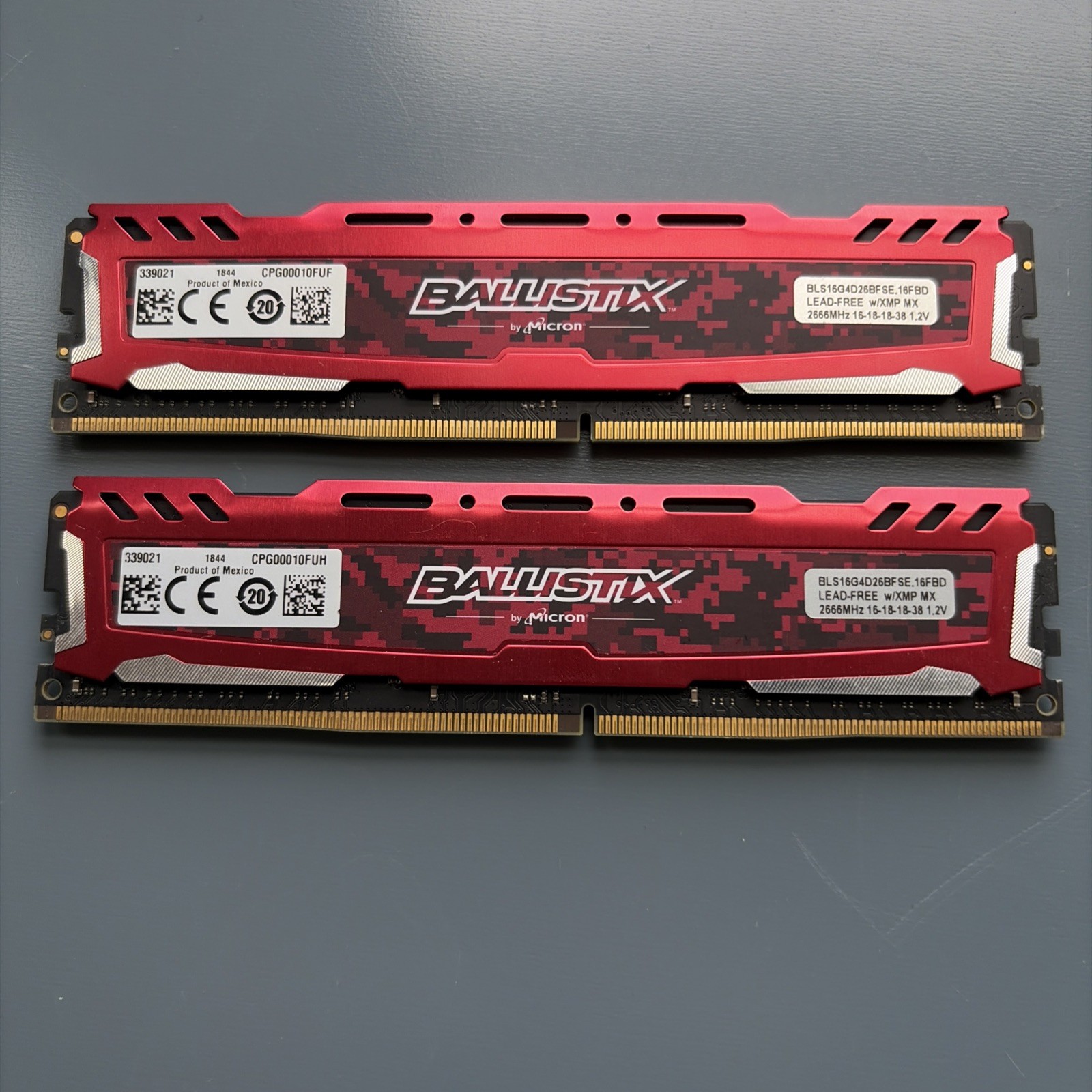 Micron Ballistix BLS16G4D240FSE.16FBD  32GB(2x16GB) 2400MHz