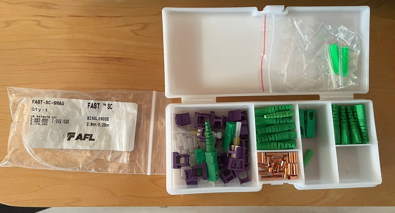 Corning Fiber Optical Connector, OSNP-SCA-900-Z, FAST-SC-SCAU Partial Kit Fibre