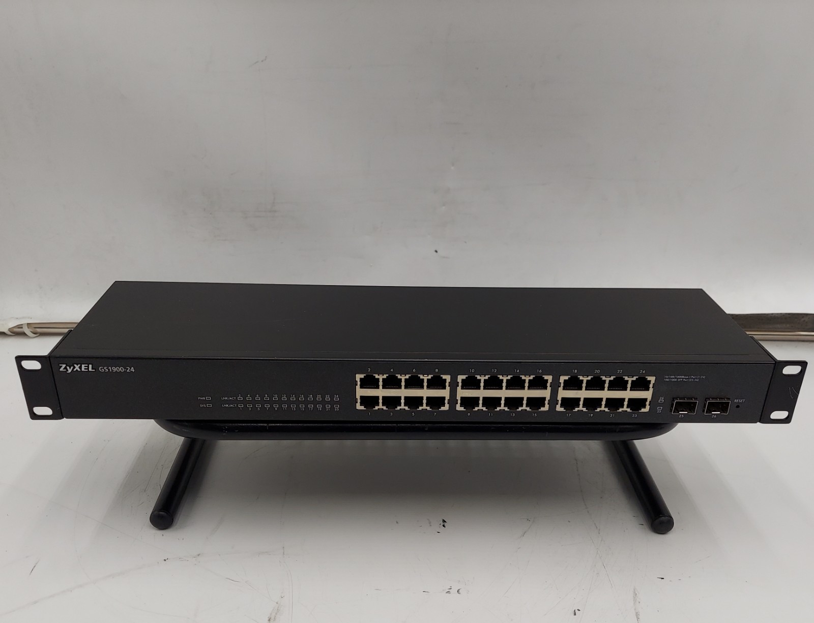 ZyXEL GS1900-24 24 Port Rack Mountable Ethernet Switch