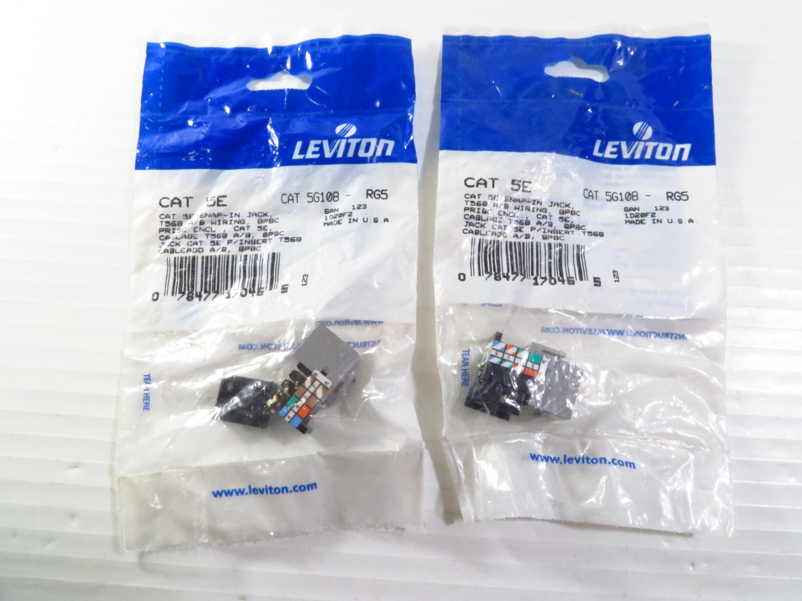 2 Pack Leviton 5G108-RG5 Gray Plastic GigaMax 5E QuickPort Jack Connector, NEW