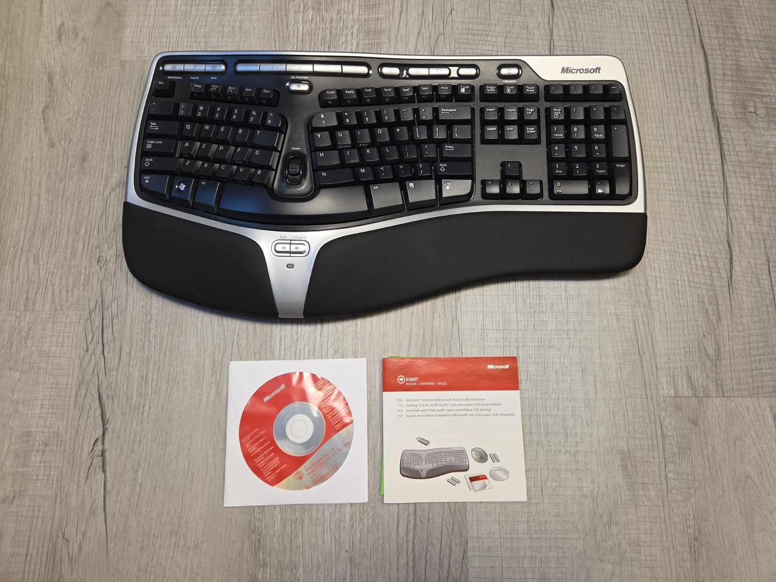Microsoft Natural Wireless Ergonomic Keyboard 7000 Model 1118 NO DONGLE W/Disc