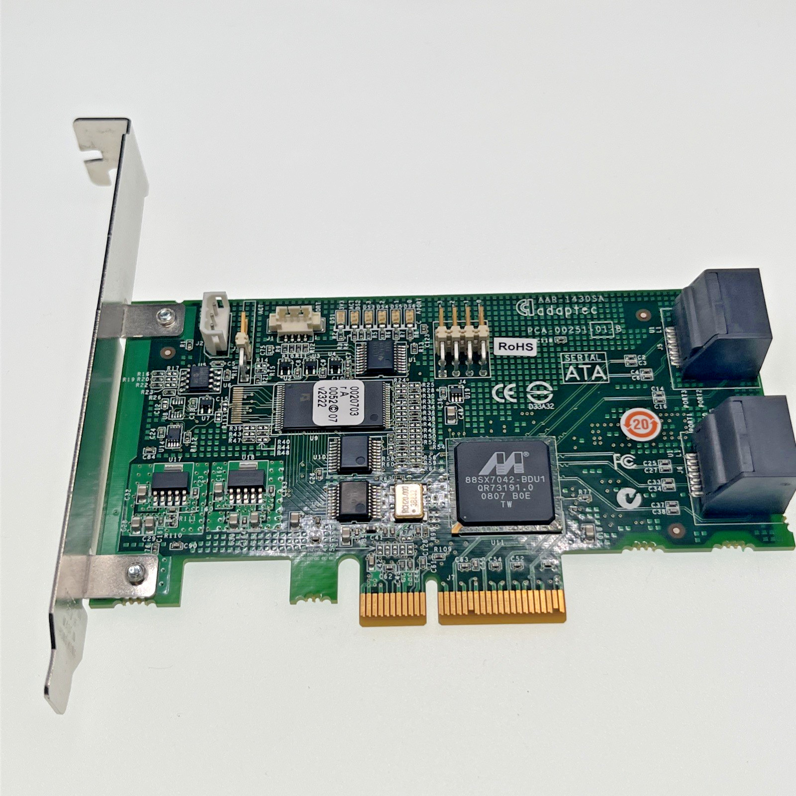 Adaptec AAR-1430SA 4-Port SATA II RAID controller card