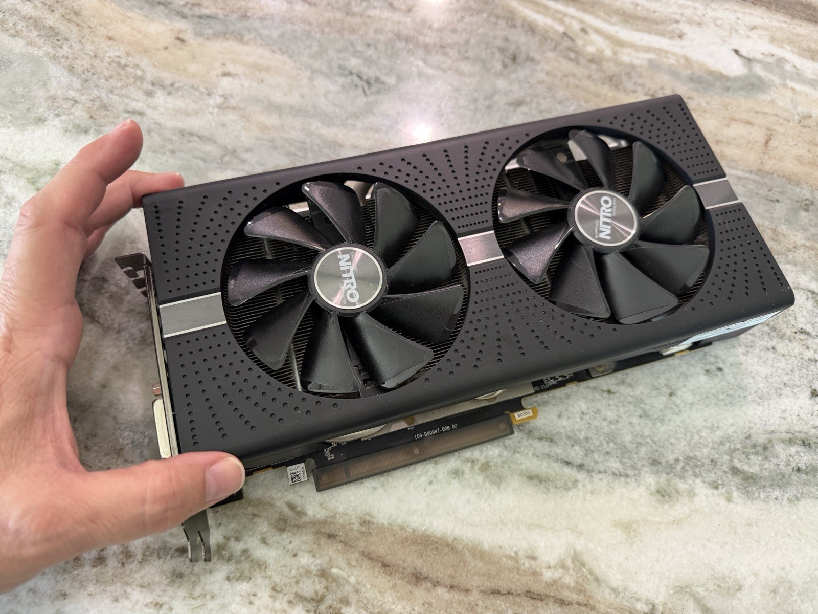 SAPPHIRE NITRO+ Radeon RX 580 8GB GDDR5 OC Gaming GPU 11265-01 – 83176