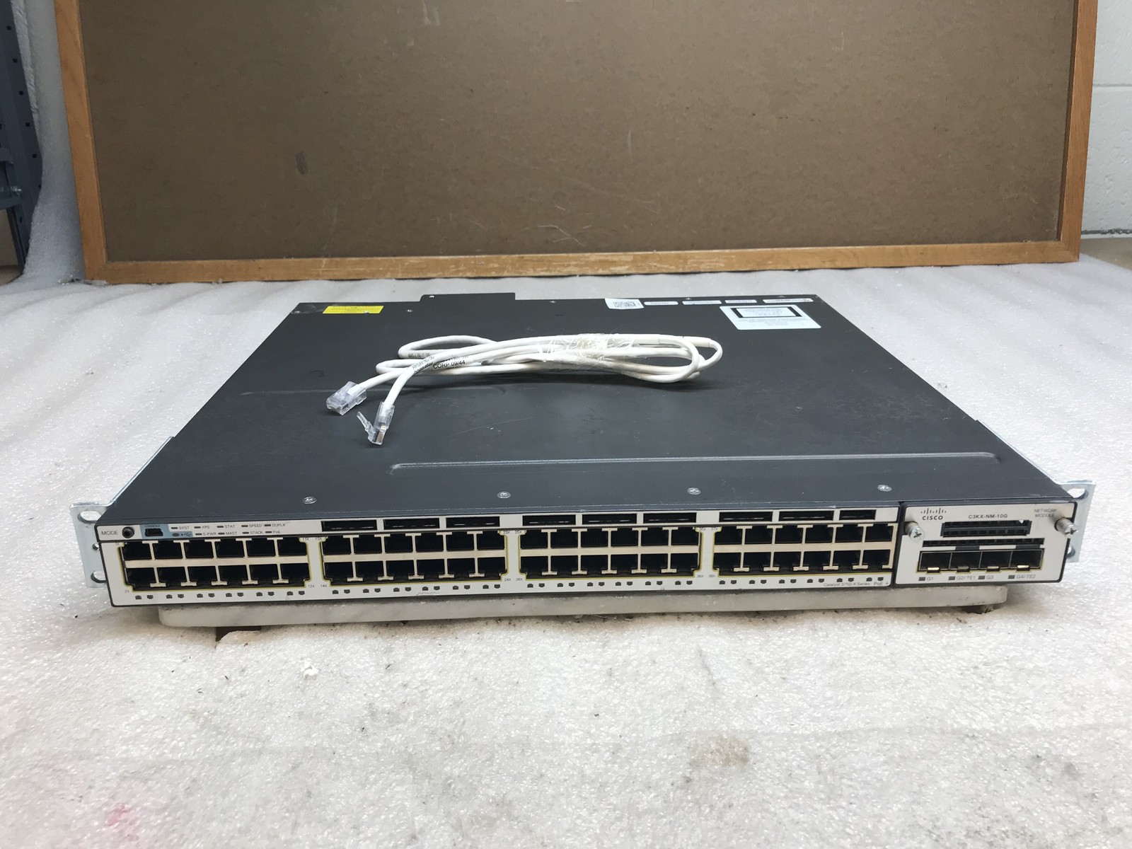Cisco WS-C3750X-48PF-S V02 48-Port PoE+ 800W C3KX-NM-10G IP Base Tested